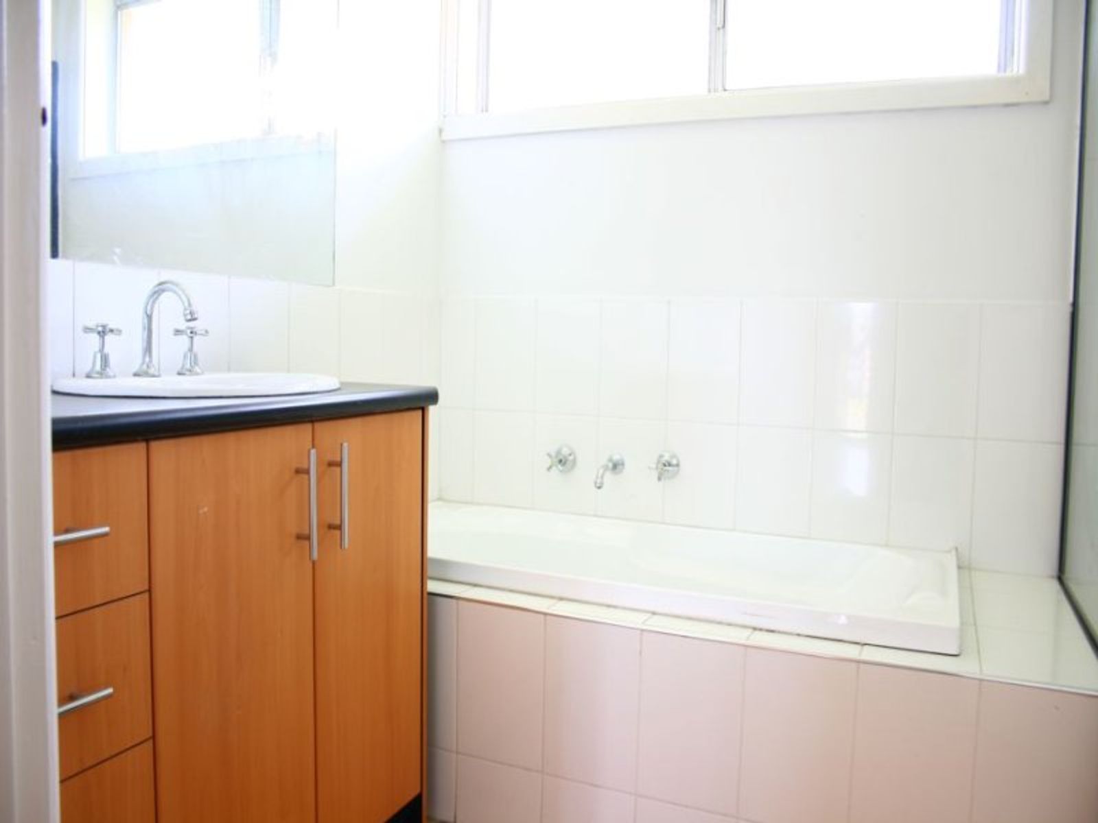 3 Locharn Crescent, Keysborough, VIC 3173, Keysborough - Thumbnail 2