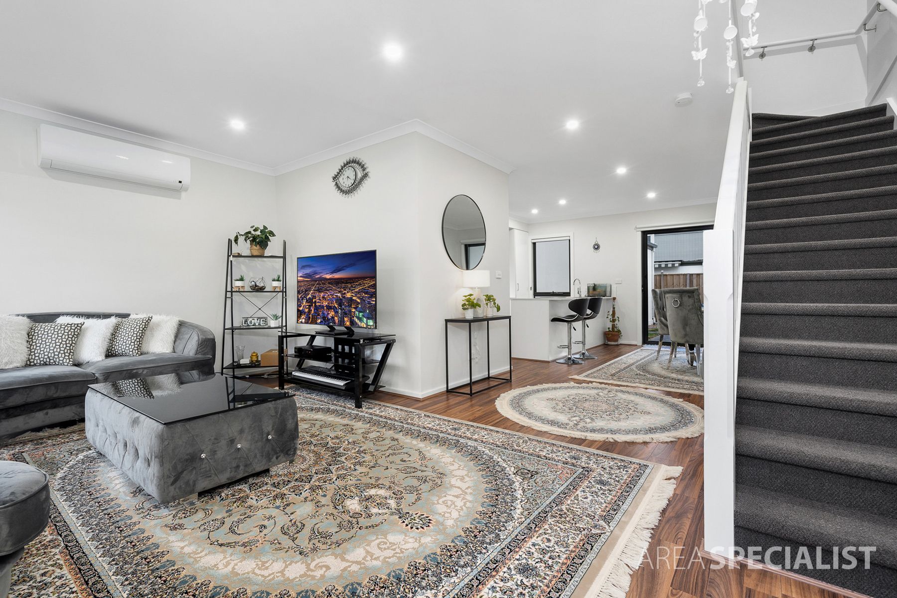 3 Lumeah Drive, Cranbourne West, VIC 3977, Cranbourne West - Thumbnail 2