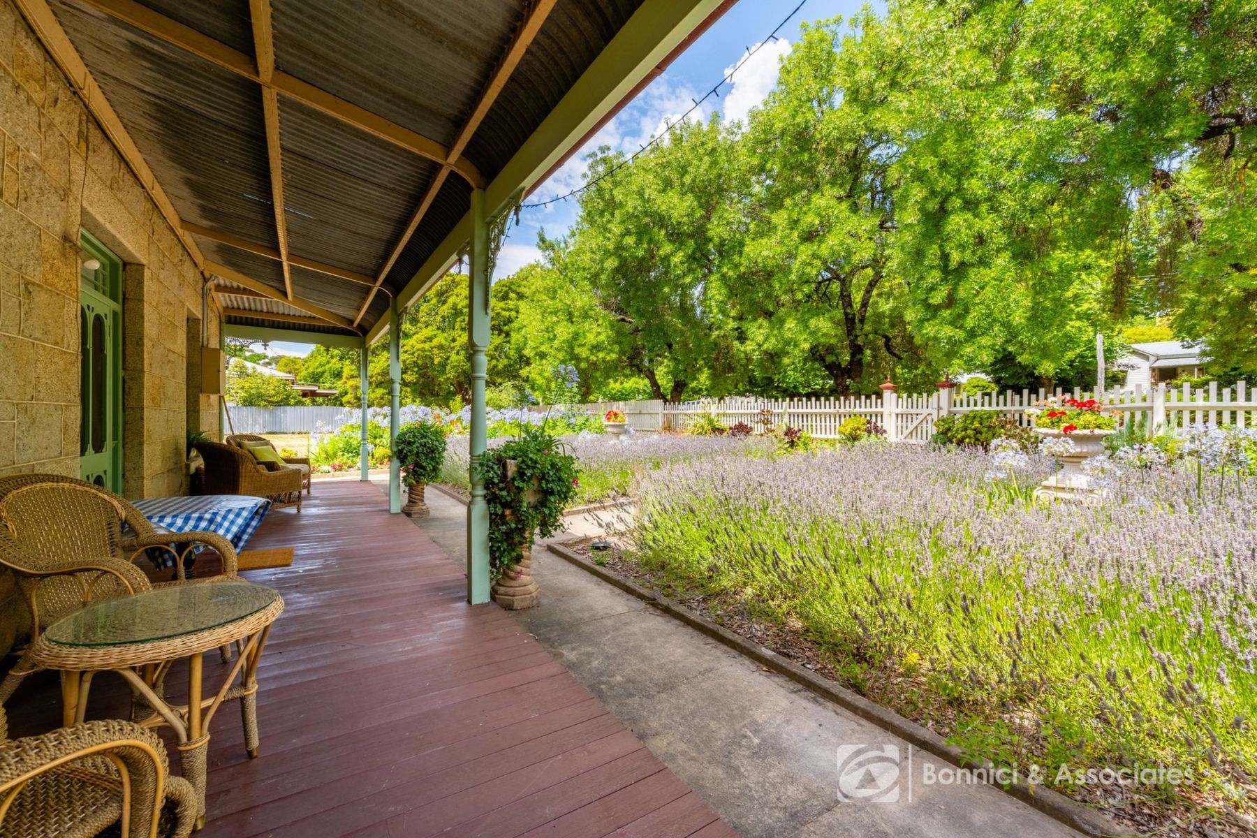 67 Finch Street, Beechworth VIC 3747, Beechworth - Thumbnail 2