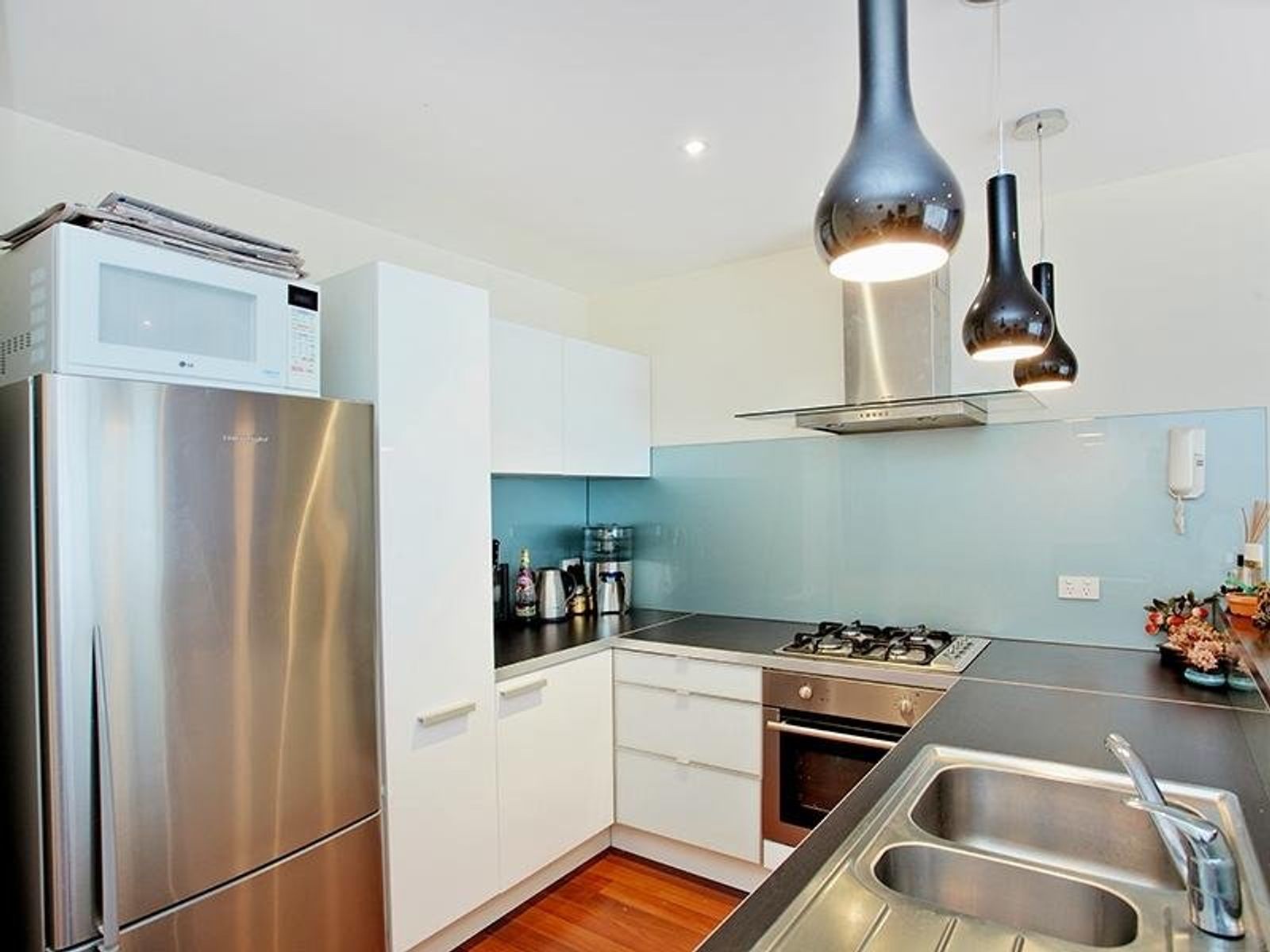 205/60 Speakmen Street, Kensington - Thumbnail 7