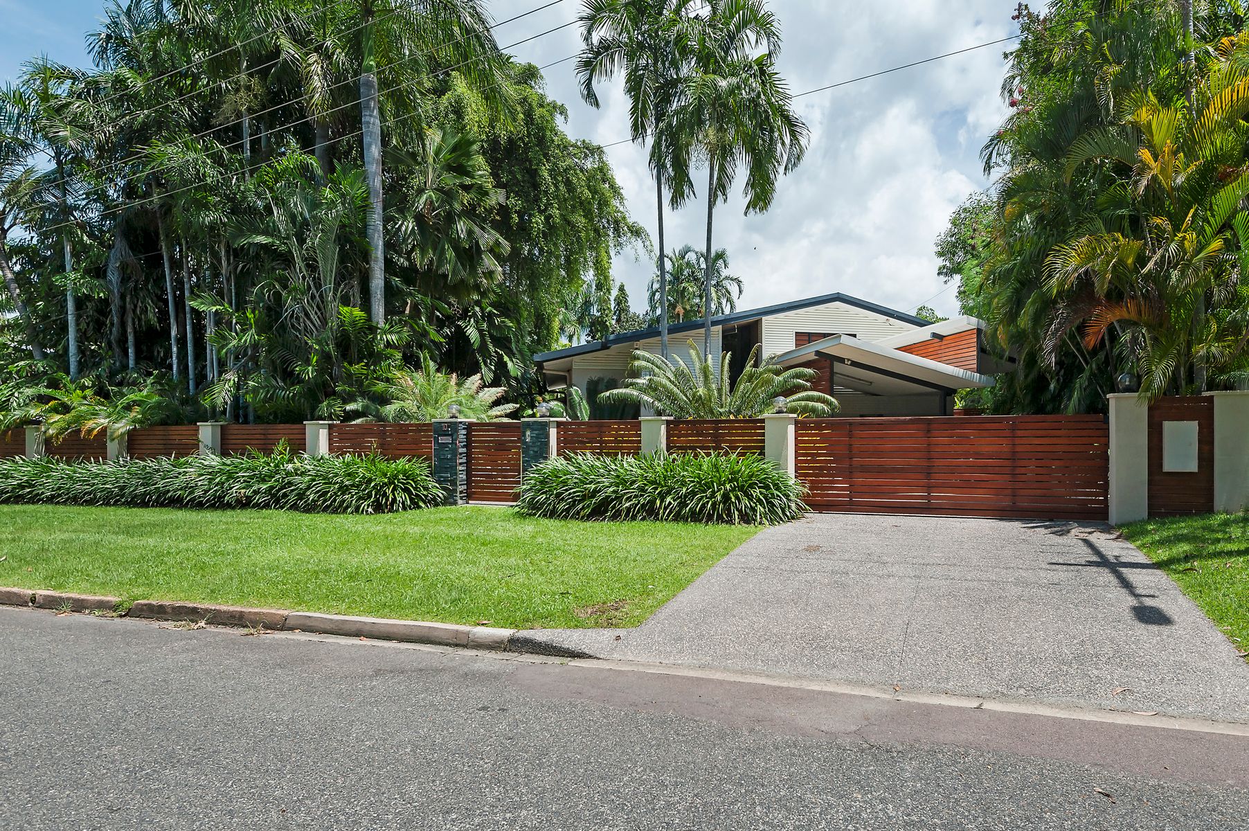 10 Christie Street, Fannie Bay NT 0820, Fannie Bay - Thumbnail 2