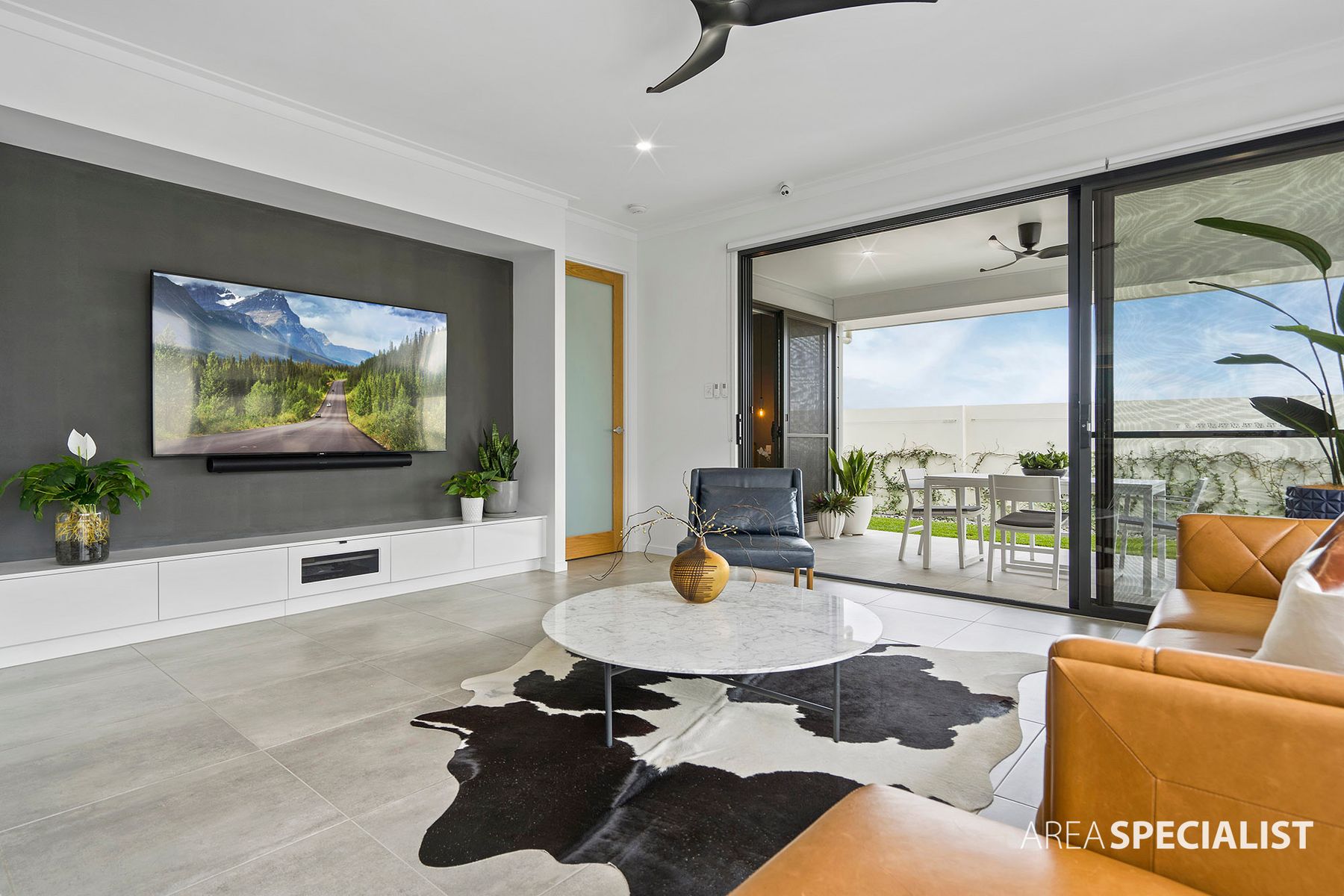 13 Moreton Drive, Jacobs Well, QLD 4208, Jacobs Well - Thumbnail 4