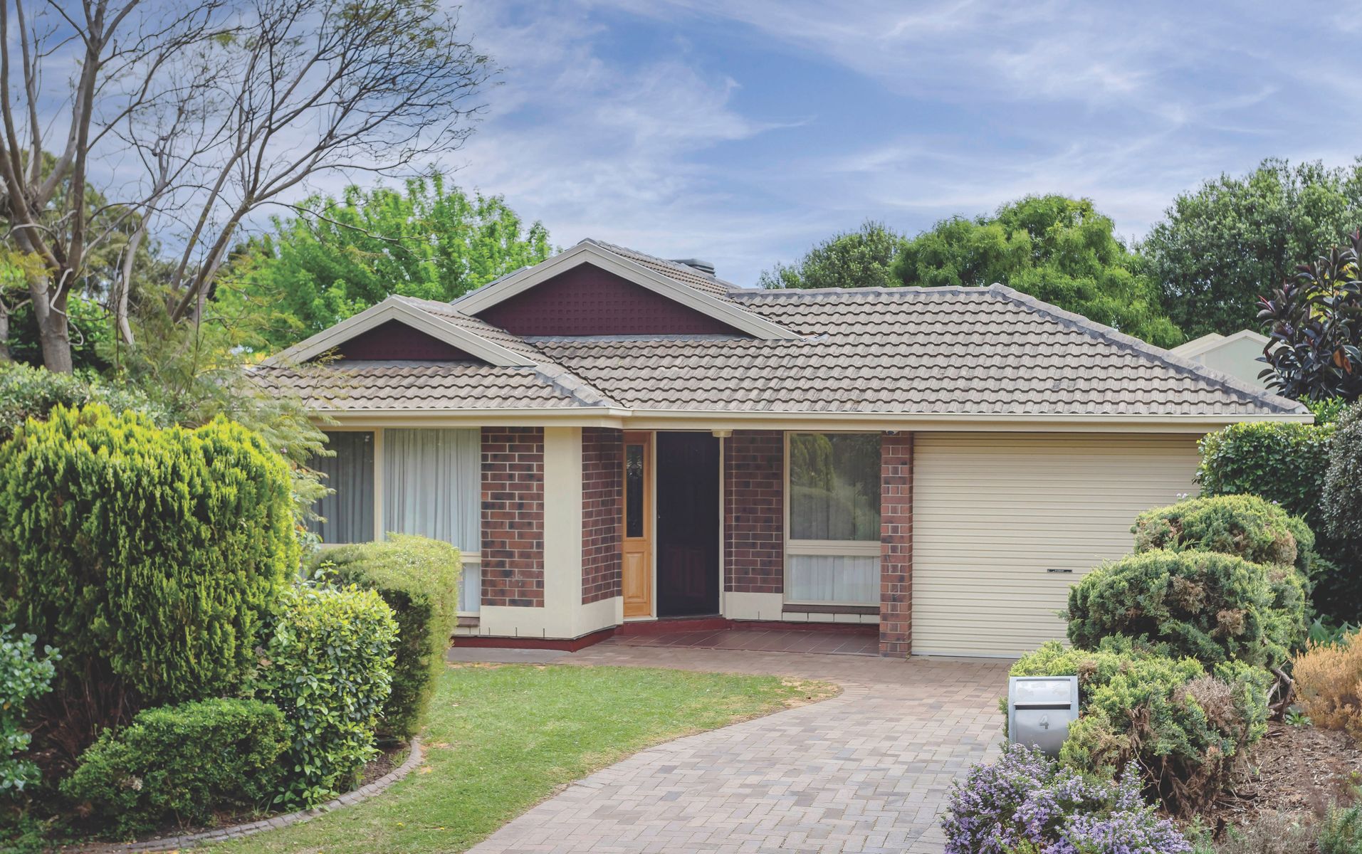 4 Paxton Mews, Onkaparinga Hills - Image 1