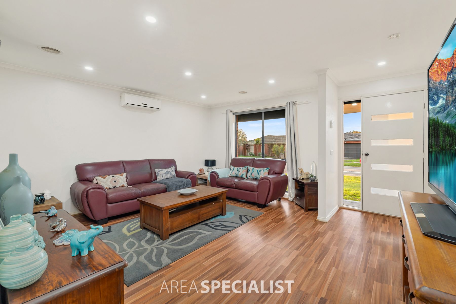 5 Nyarrin Place, Cranbourne West, VIC 3977, Cranbourne West - Thumbnail 3