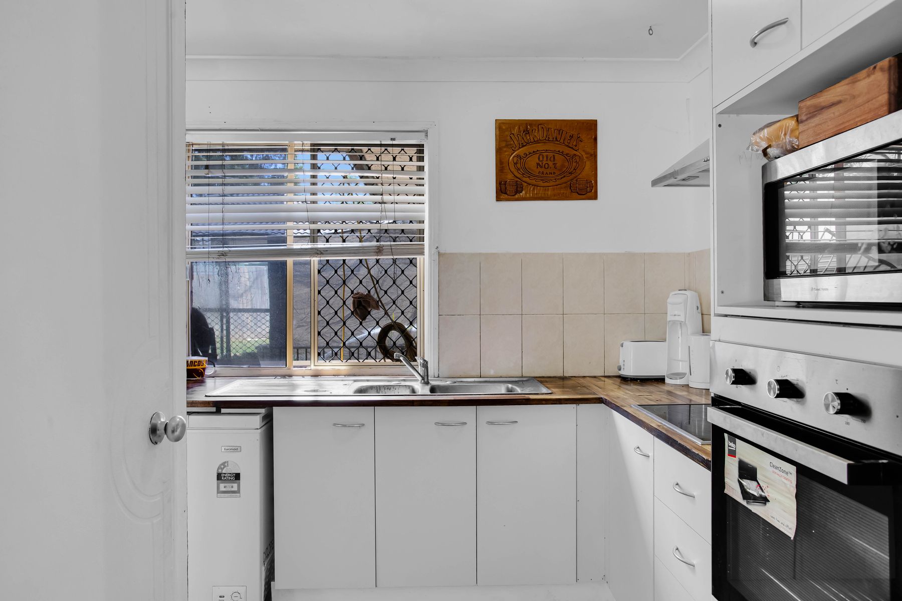 10 Avalon Court, Marsden QLD 4132, Marsden - Thumbnail 3