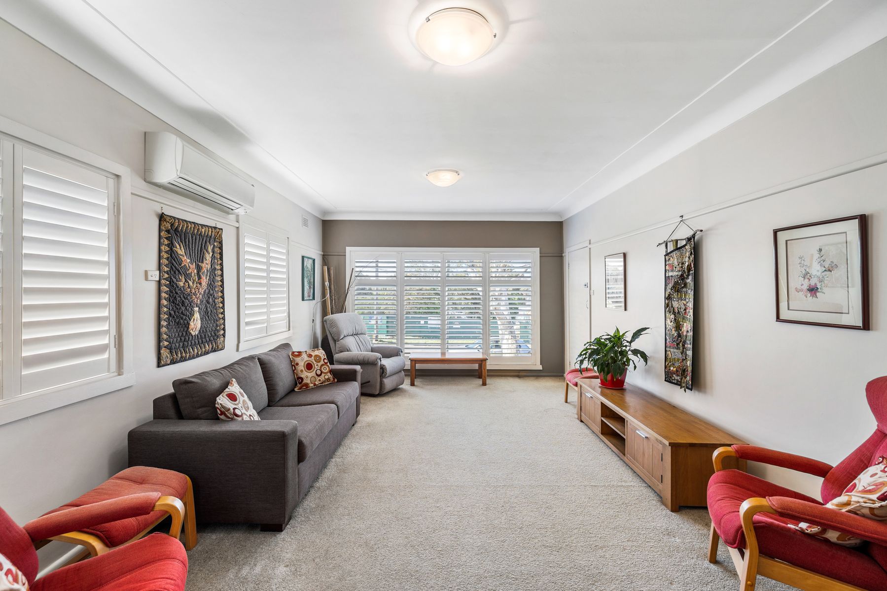 17 Hall Crescent, Padstow NSW 2211, Padstow - Thumbnail 2