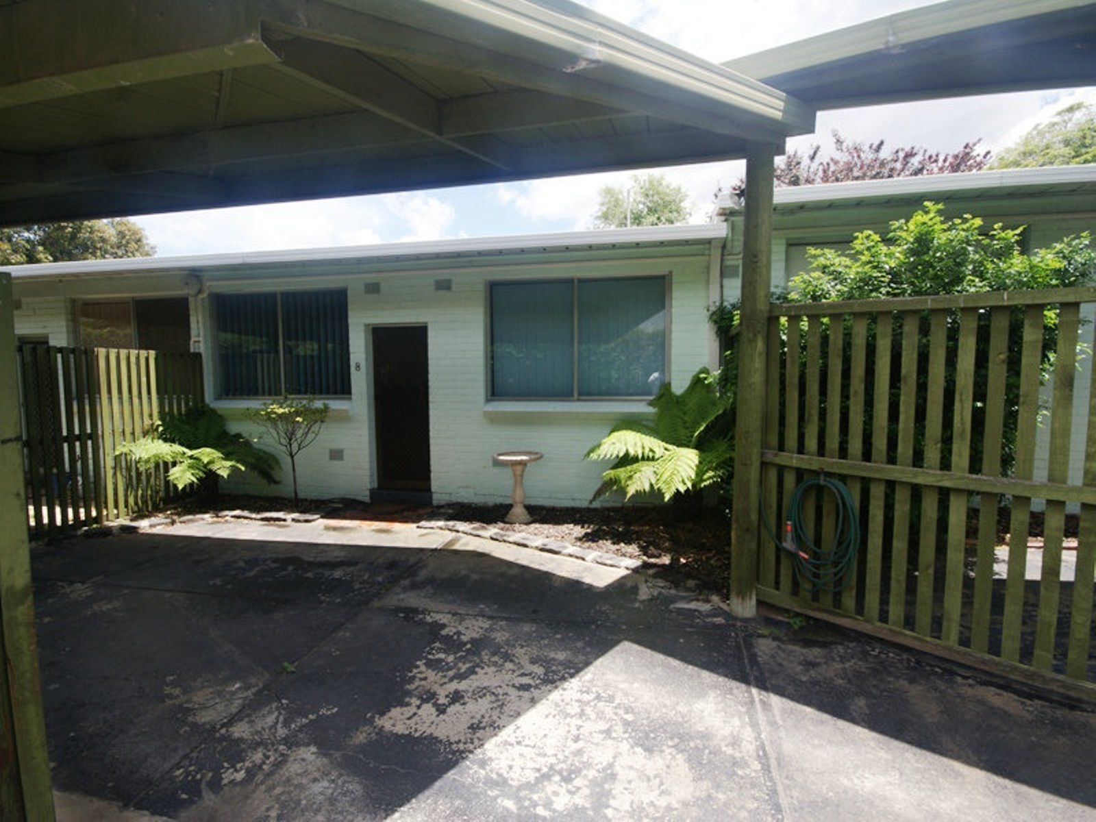 8/37 Raleigh Street, Essendon - Thumbnail 2