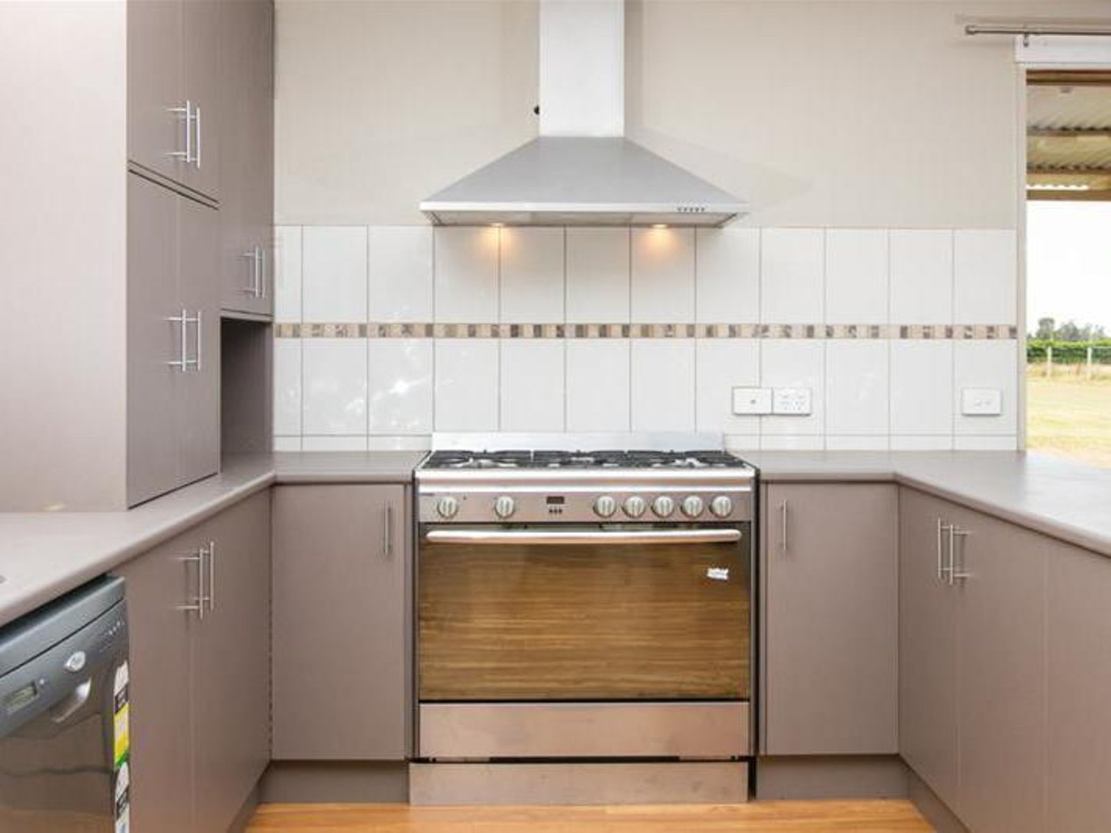38 Kardinia Road, Coomealla - Thumbnail 7