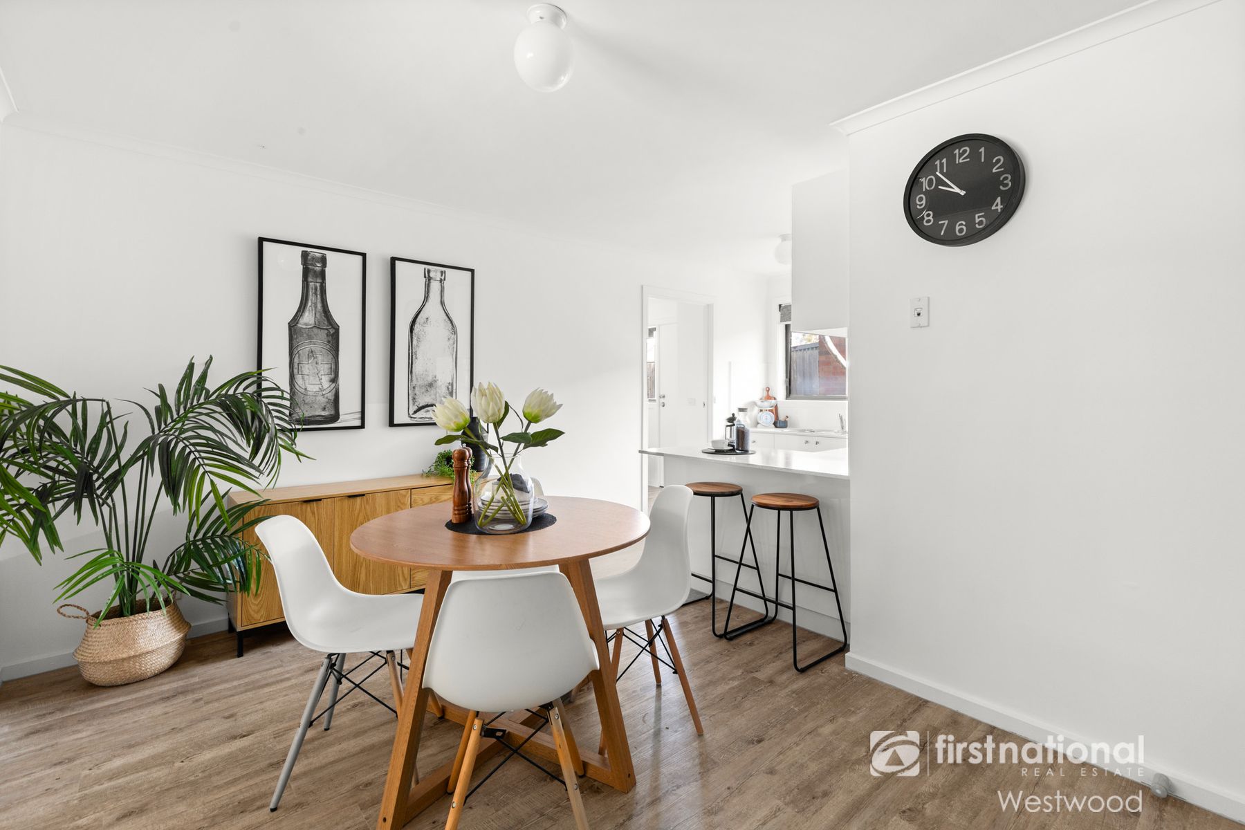 2/115-117 Duncans Road, Werribee VIC 3030, Werribee - Thumbnail 2