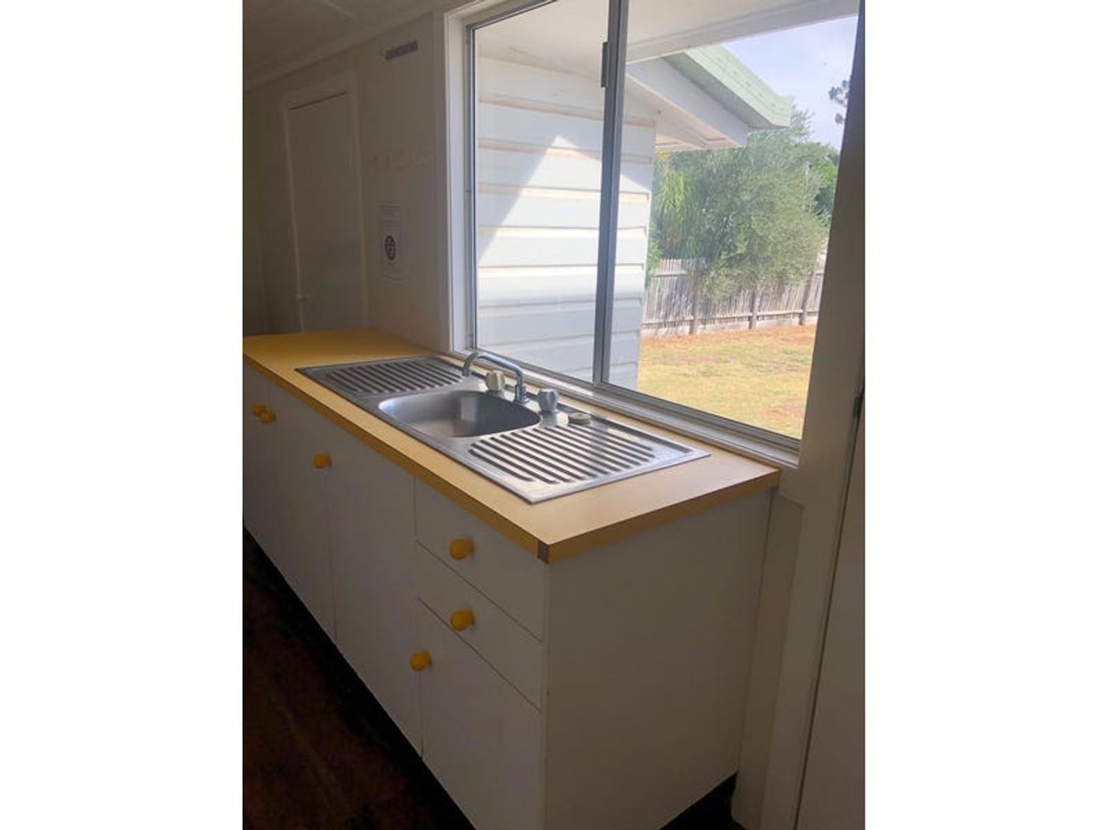 2/14 Claydon, Chinchilla QLD 4413, Chinchilla - Thumbnail 2