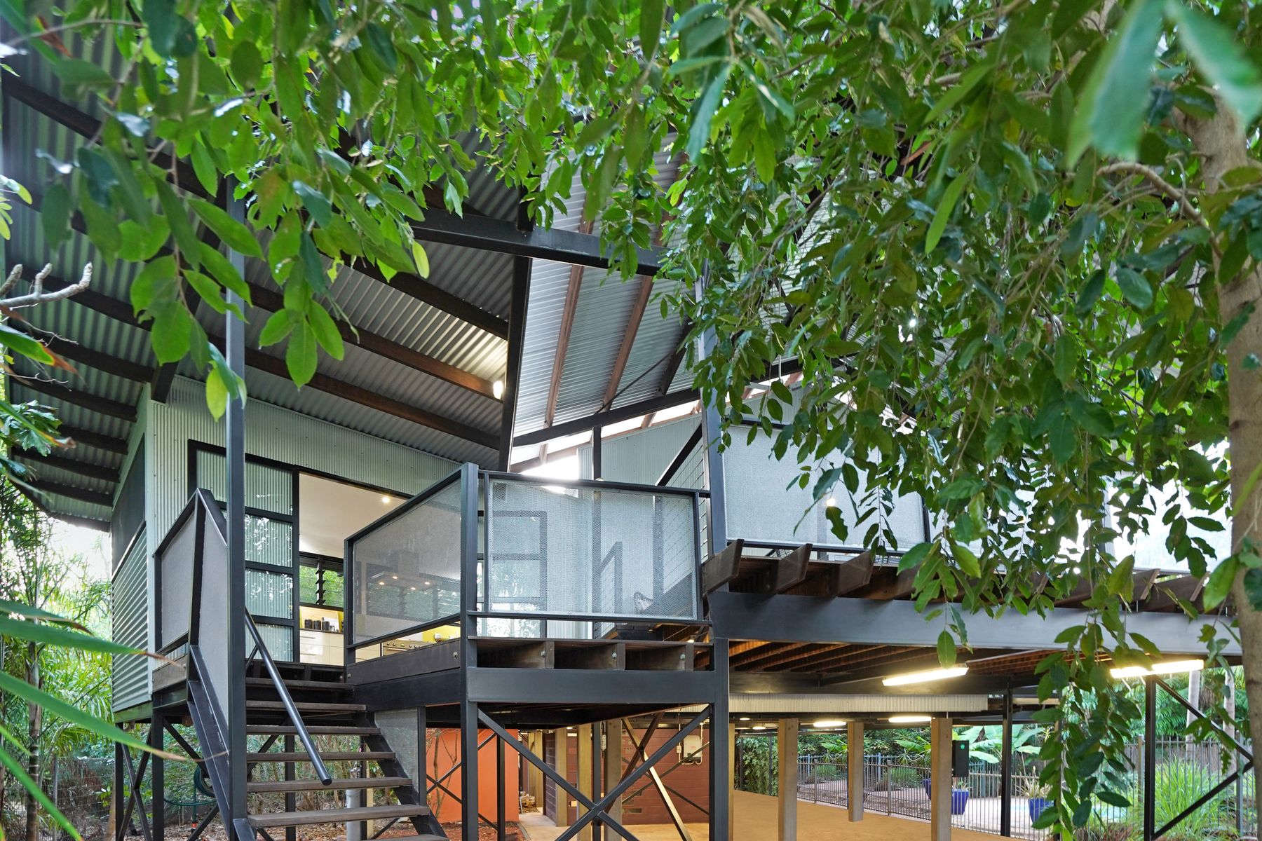 93 Tiwi Gardens, Tiwi NT 0810, Tiwi - Thumbnail 2