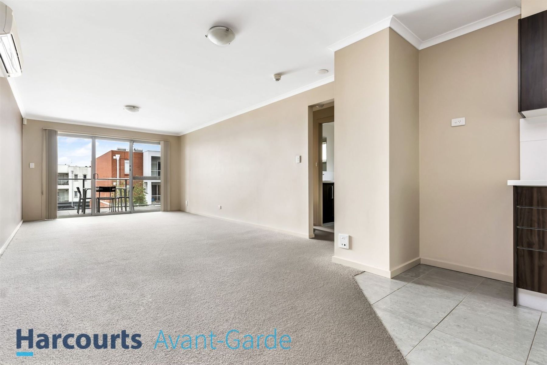 31/5, Mawson Lakes - Thumbnail 5