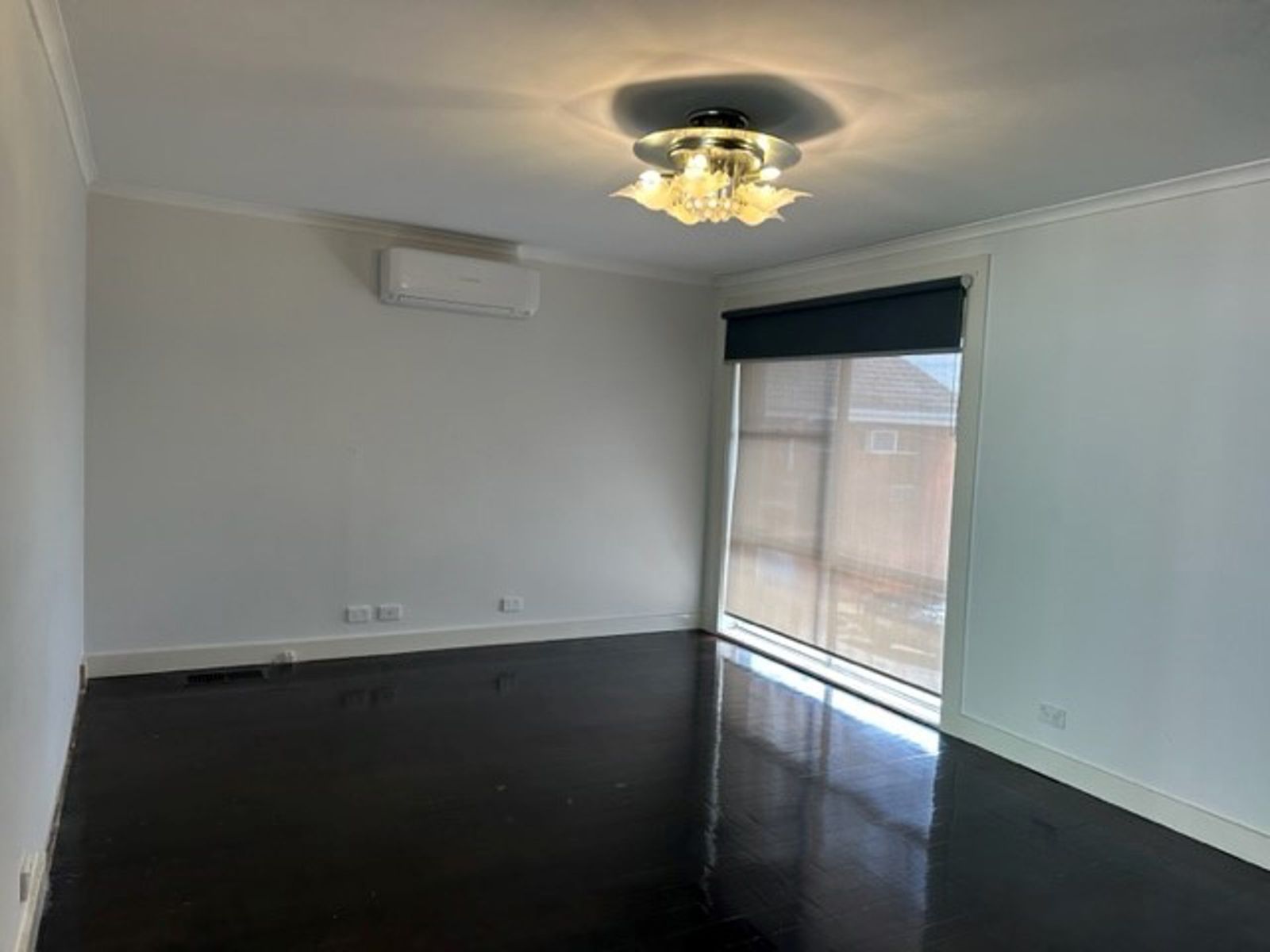 6 Katandra Crescent, Broadmeadows VIC 3047, Broadmeadows - Thumbnail 2