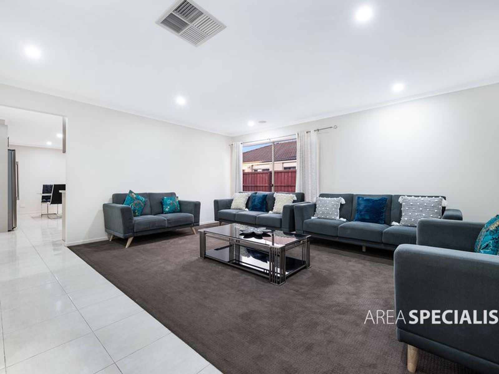 3 Pengana Way, Cranbourne West, VIC 3977, Cranbourne West - Thumbnail 2