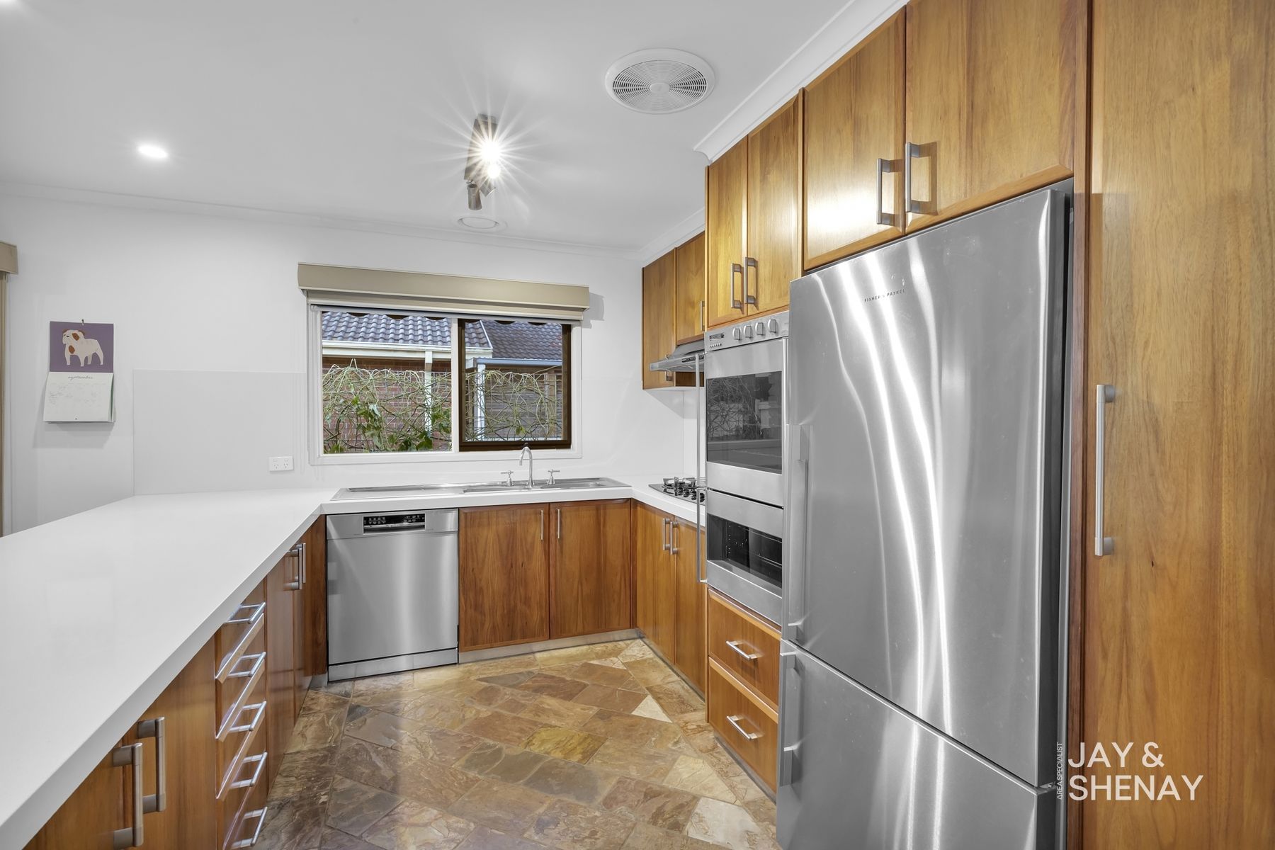 15 Headingly Court, Endeavour Hills, VIC 3802, Endeavour Hills - Thumbnail 8