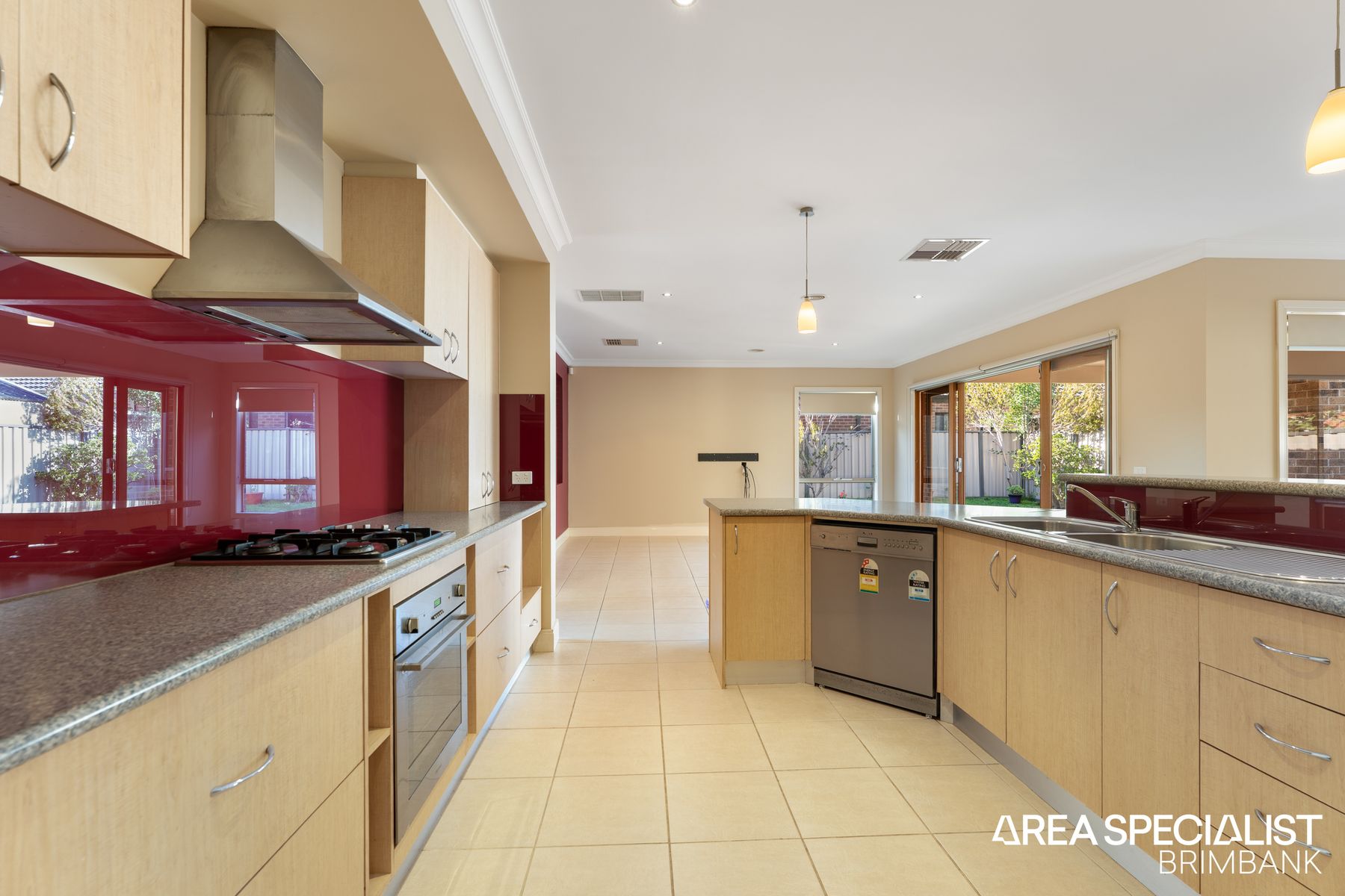 19 Kingsbridge Circuit, Cairnlea, Cairnlea - Thumbnail 6
