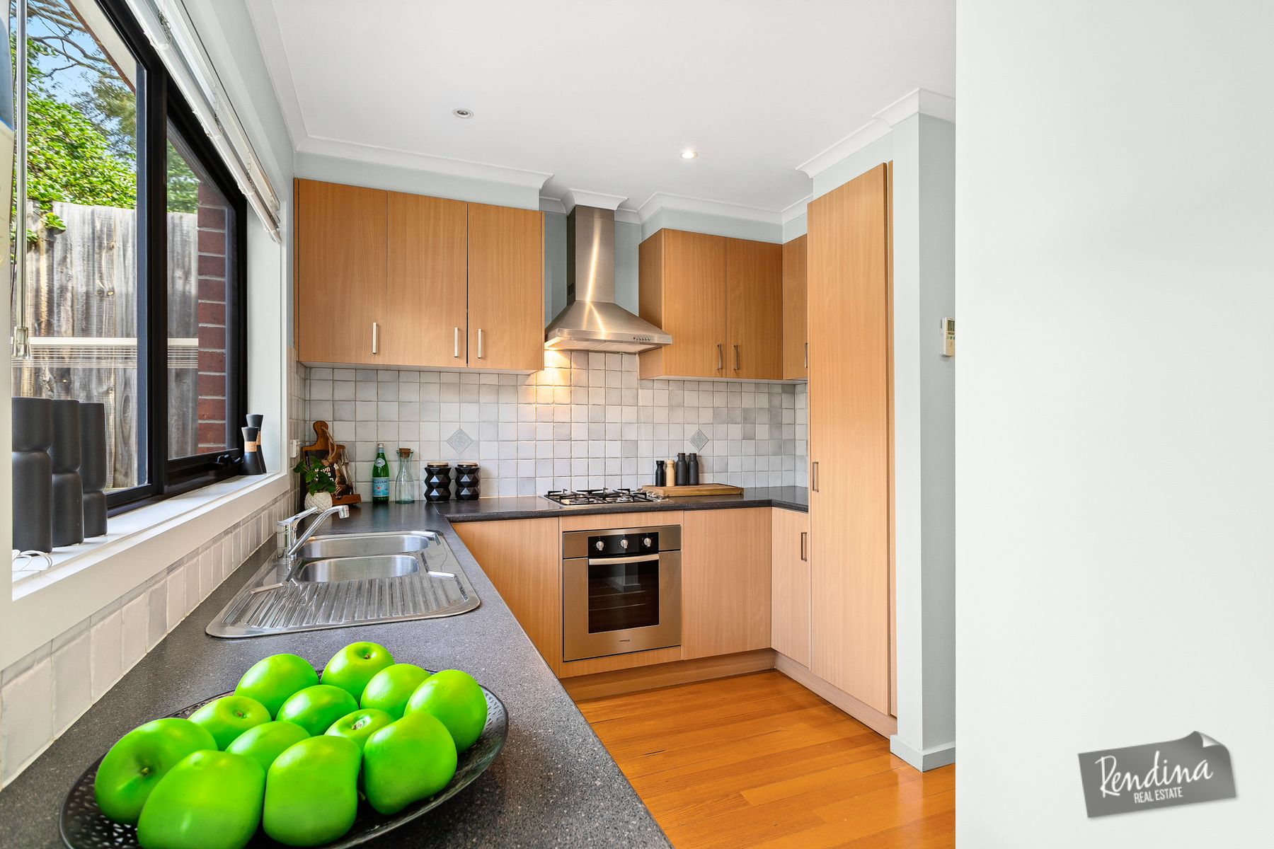 4/15 Fawkner Road, Pascoe Vale - Thumbnail 3