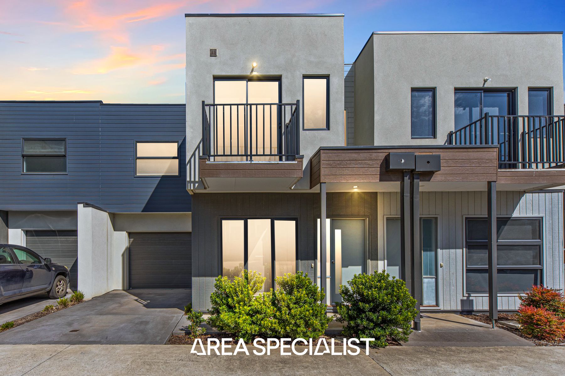 3 Cassius Circuit, Cranbourne North, VIC 3977, Cranbourne North - Thumbnail 2