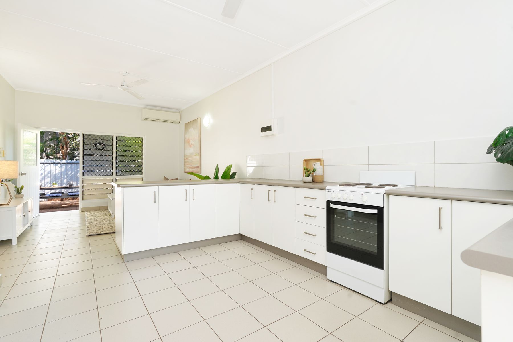 2/9 Hickory Street, Nightcliff NT 0810, Nightcliff - Thumbnail 5
