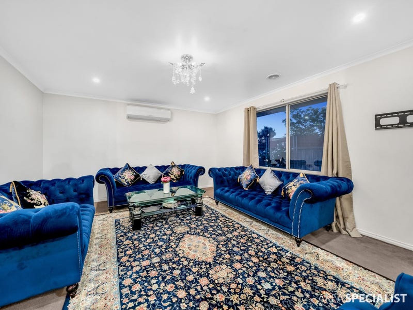 27 Robusta Avenue, Cranbourne, VIC 3977, Cranbourne - Thumbnail 8