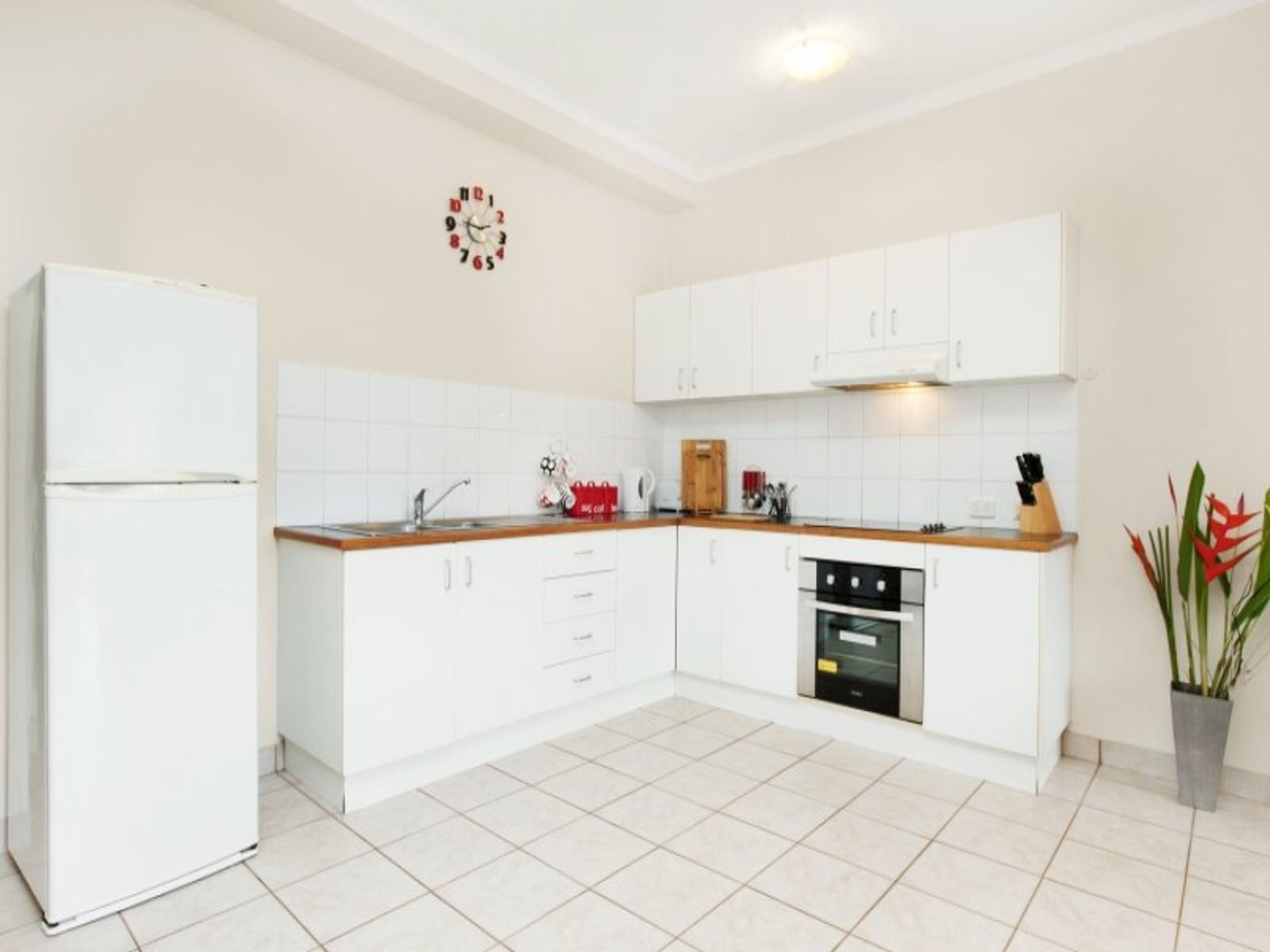 2/7 Montoro Court, Larrakeyah NT 0820, Larrakeyah - Thumbnail 2