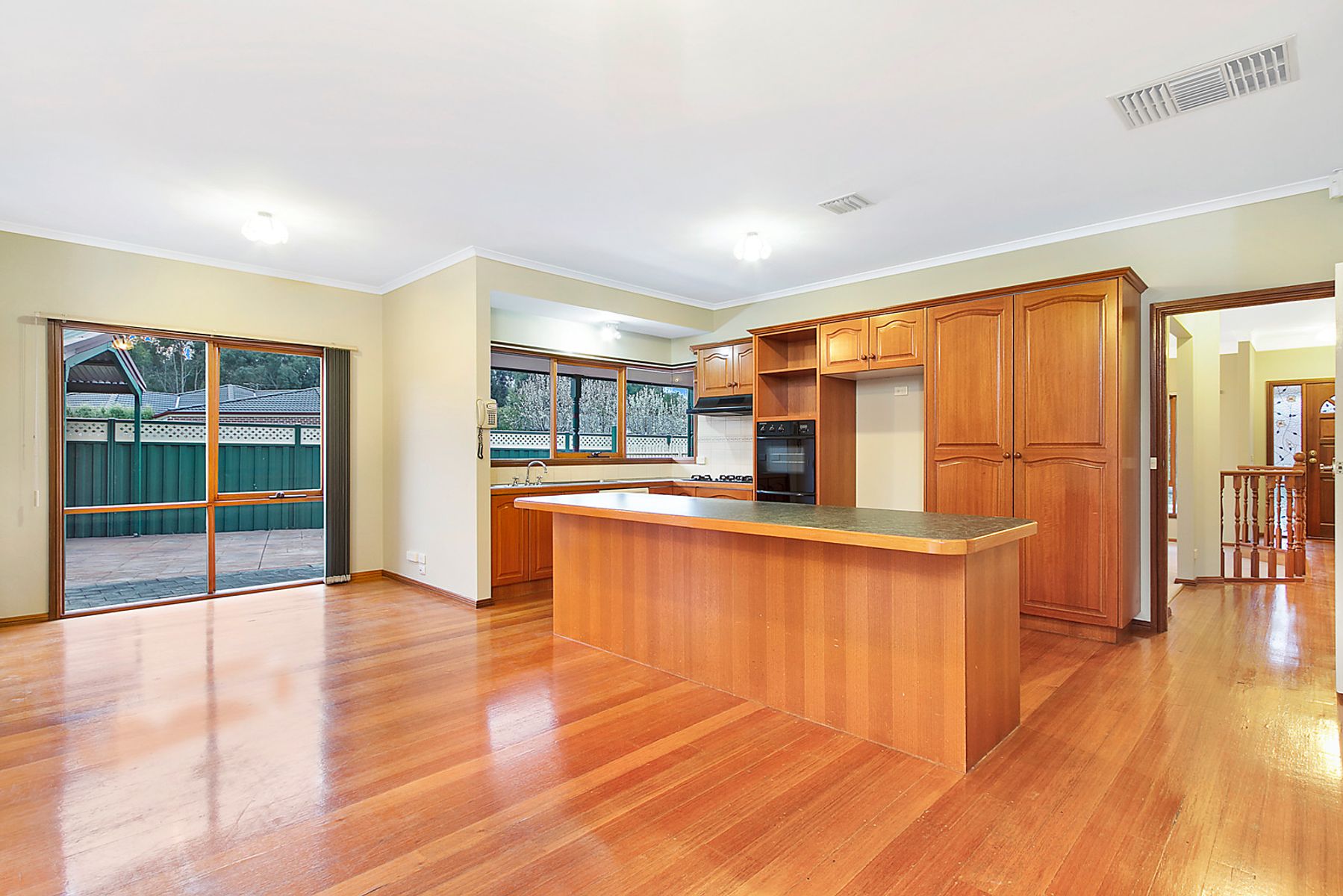 77 Taldra Drive, Ferntree Gully, VIC 3156, Ferntree Gully - Thumbnail 7