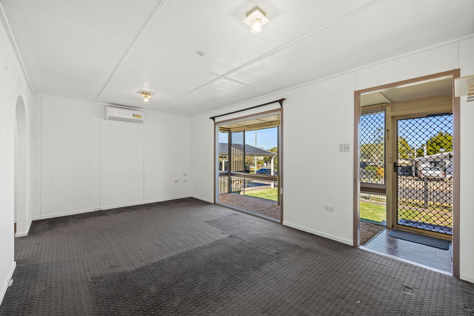 9 Cessna Street, Wilsonton QLD 4350, Wilsonton - Thumbnail 2