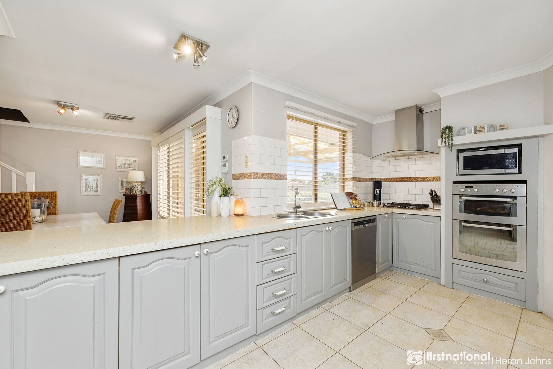 10 BREEN PLACE, Bateman WA 6150, Bateman - Thumbnail 2