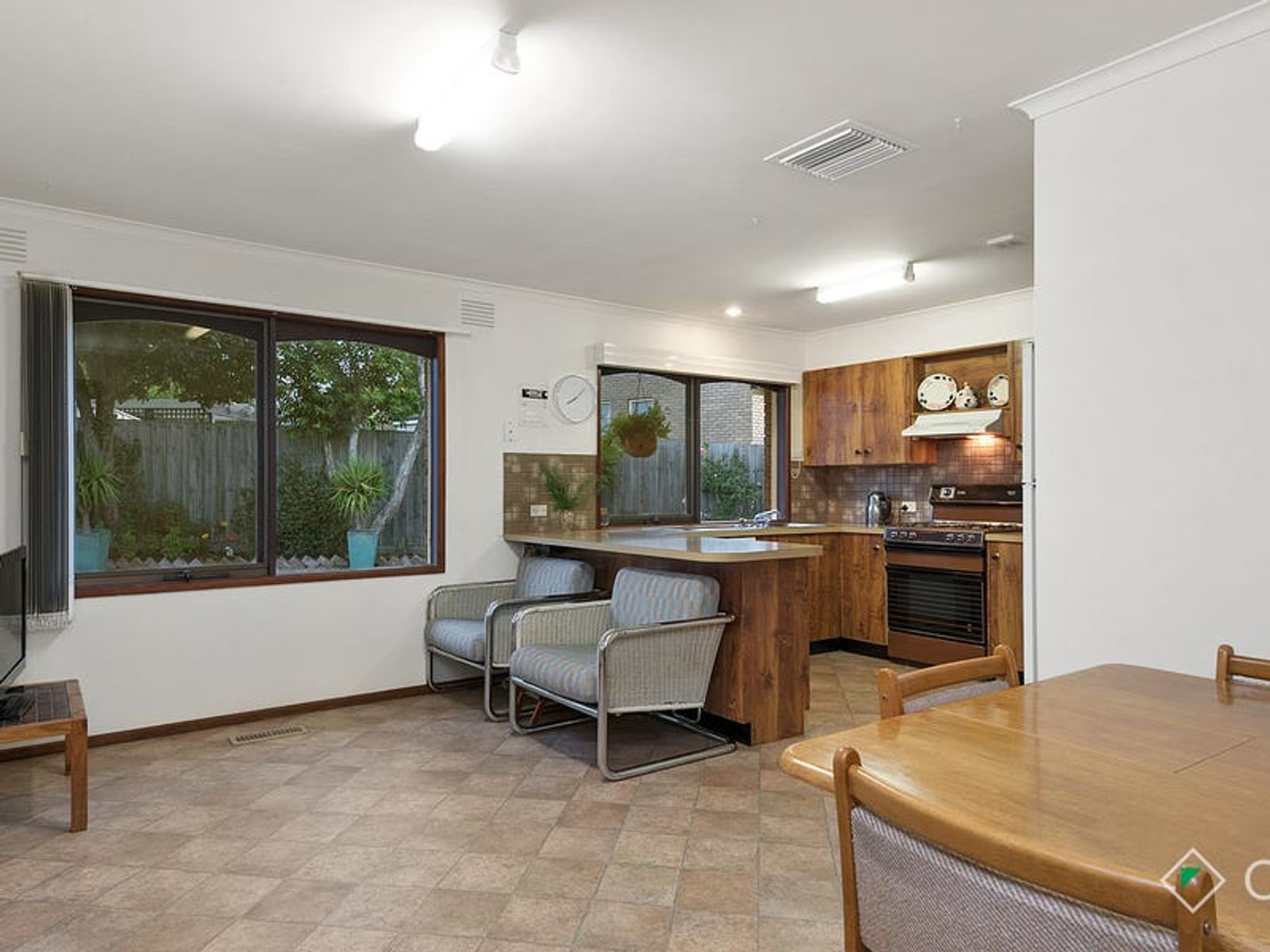 2 Melina Court, Endeavour Hills, VIC 3802, Endeavour Hills - Thumbnail 3