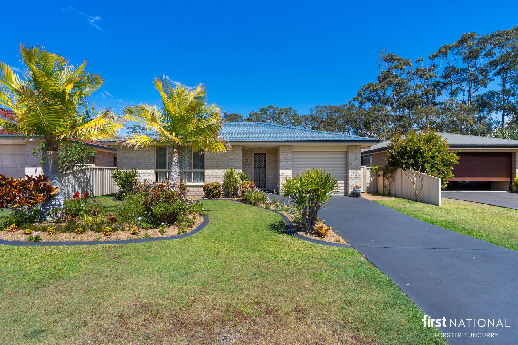 5 Benara Crescent, Forster - Image 1