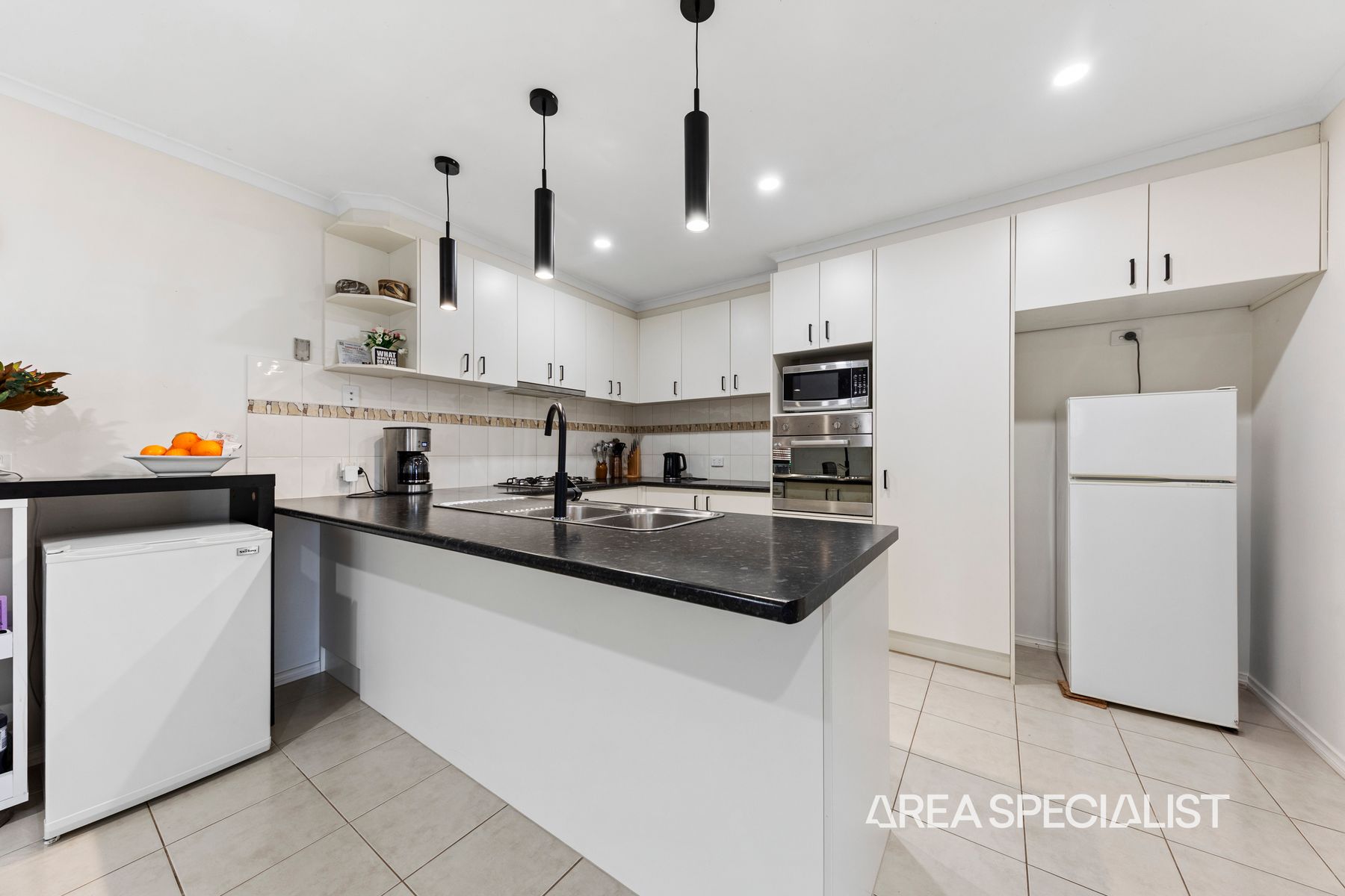 16 Sweet Pea Drive, Pakenham, VIC 3810, Pakenham - Thumbnail 3