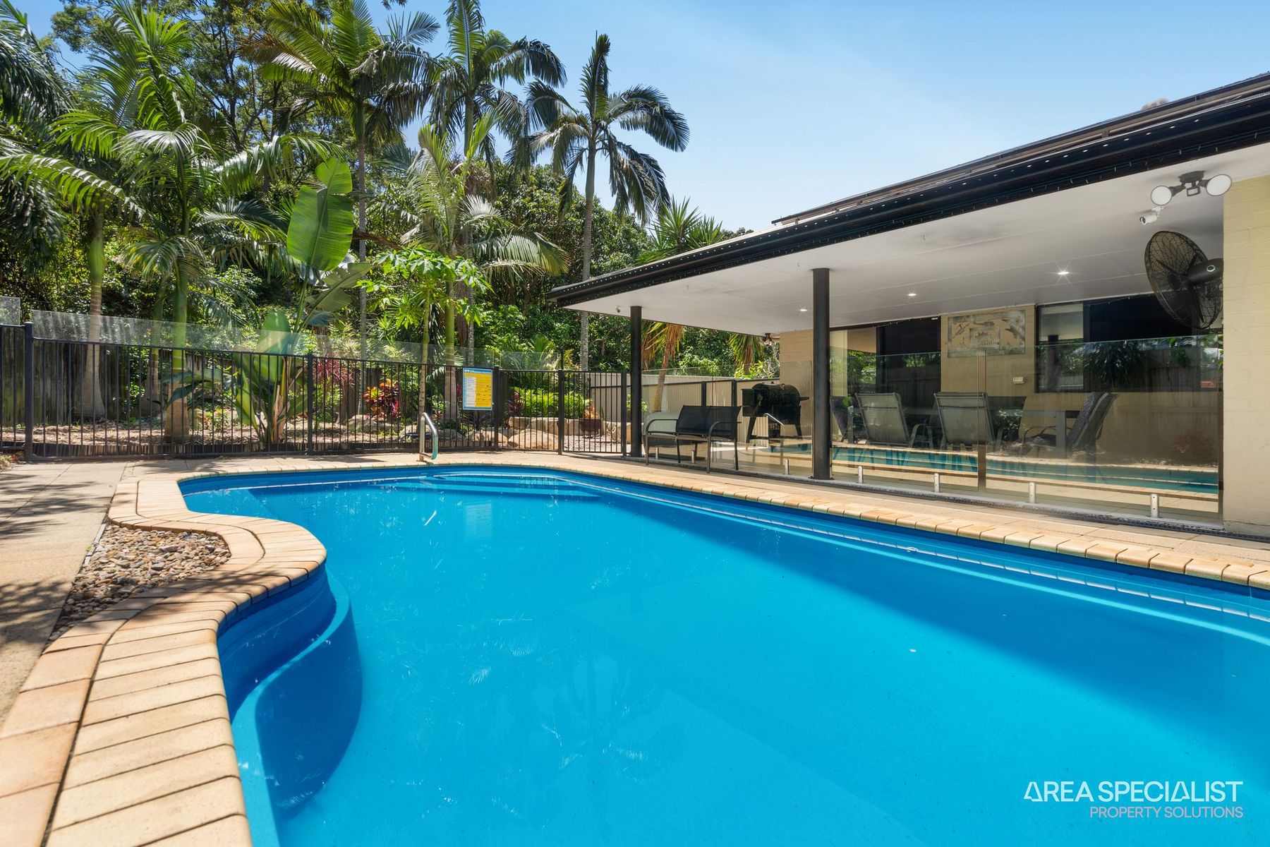 7 Greenfinch Court, Jacobs Well, QLD 4208, Jacobs Well - Thumbnail 2