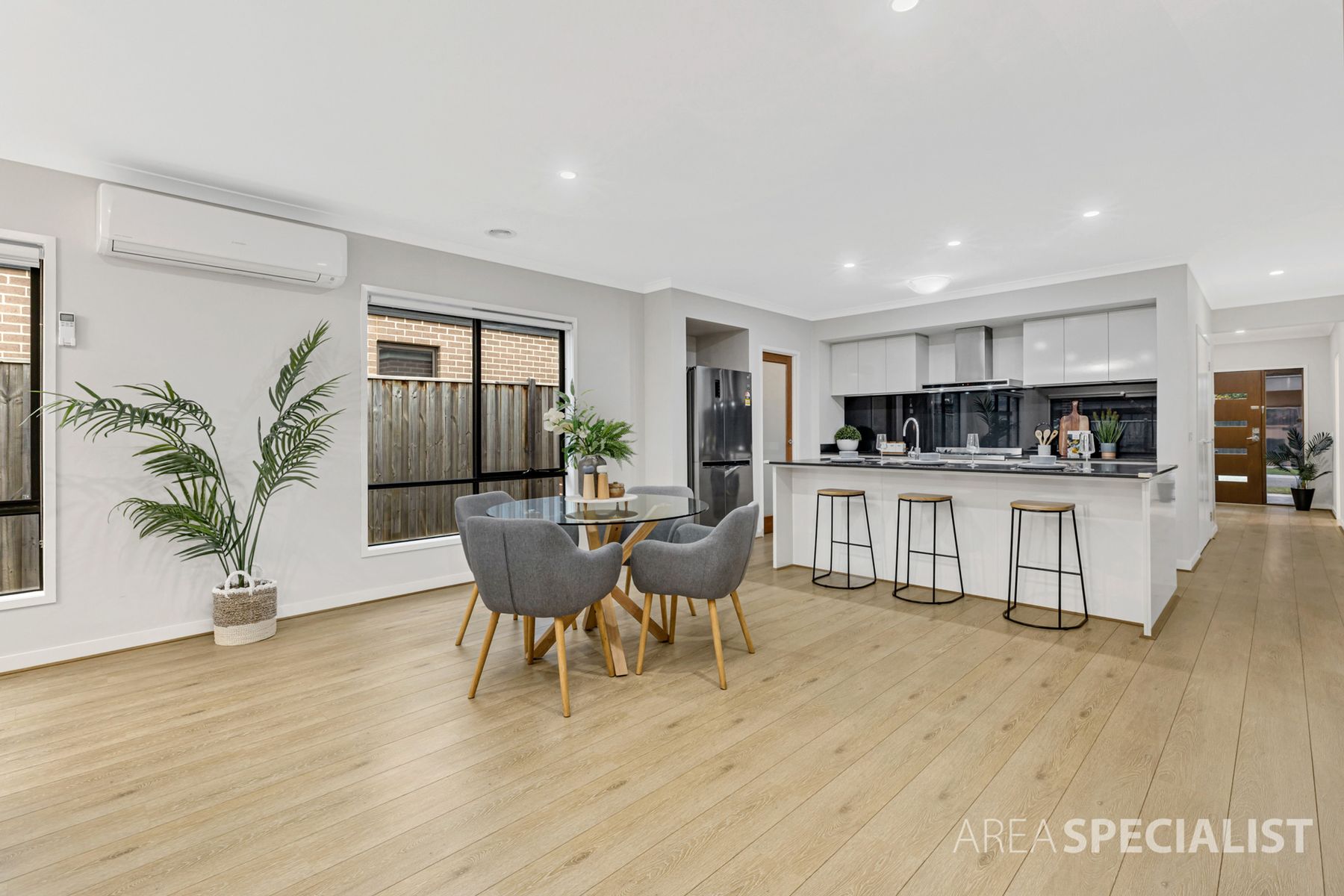 6 Emery Drive, Clyde North, VIC 3978, Clyde North - Thumbnail 7