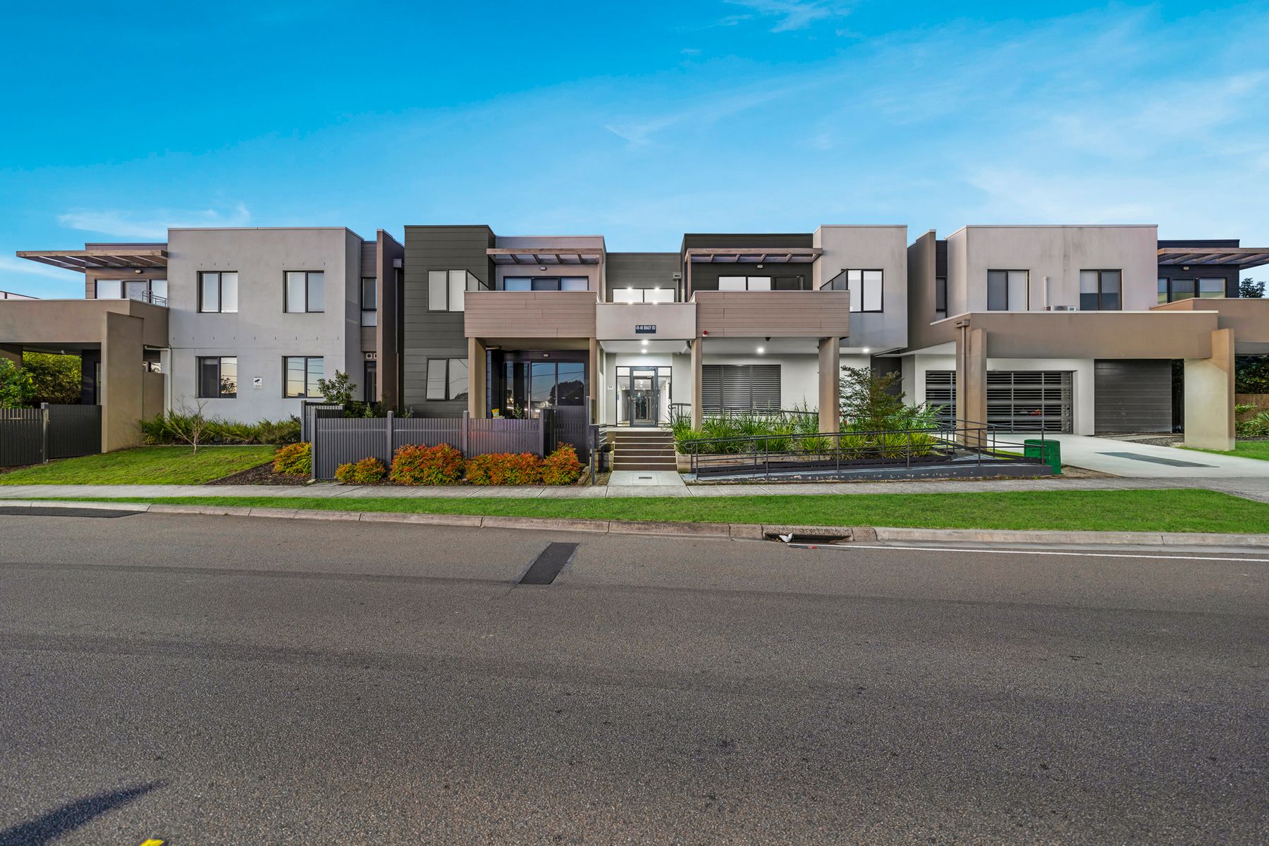 13/45, Dandenong North - Thumbnail 2