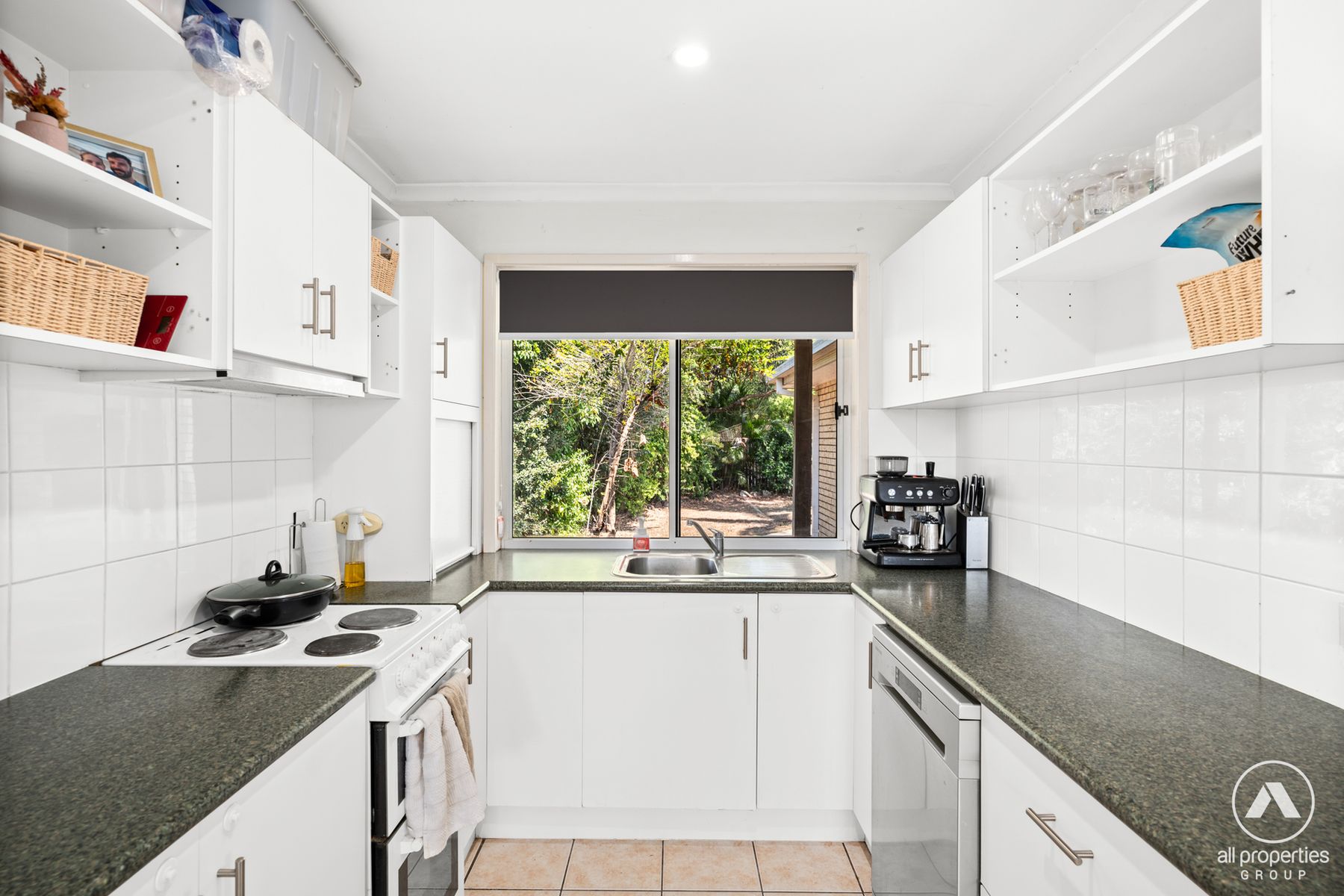 4 Timms Street, Loganlea QLD 4131, Loganlea - Thumbnail 2