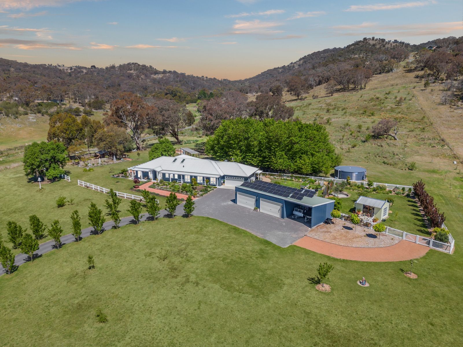72 Binowee Drive, Googong - Thumbnail 3