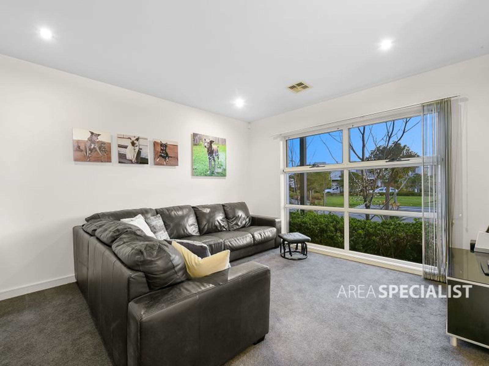 13 Paragon Way, Waterways, VIC 3195, Waterways - Thumbnail 3