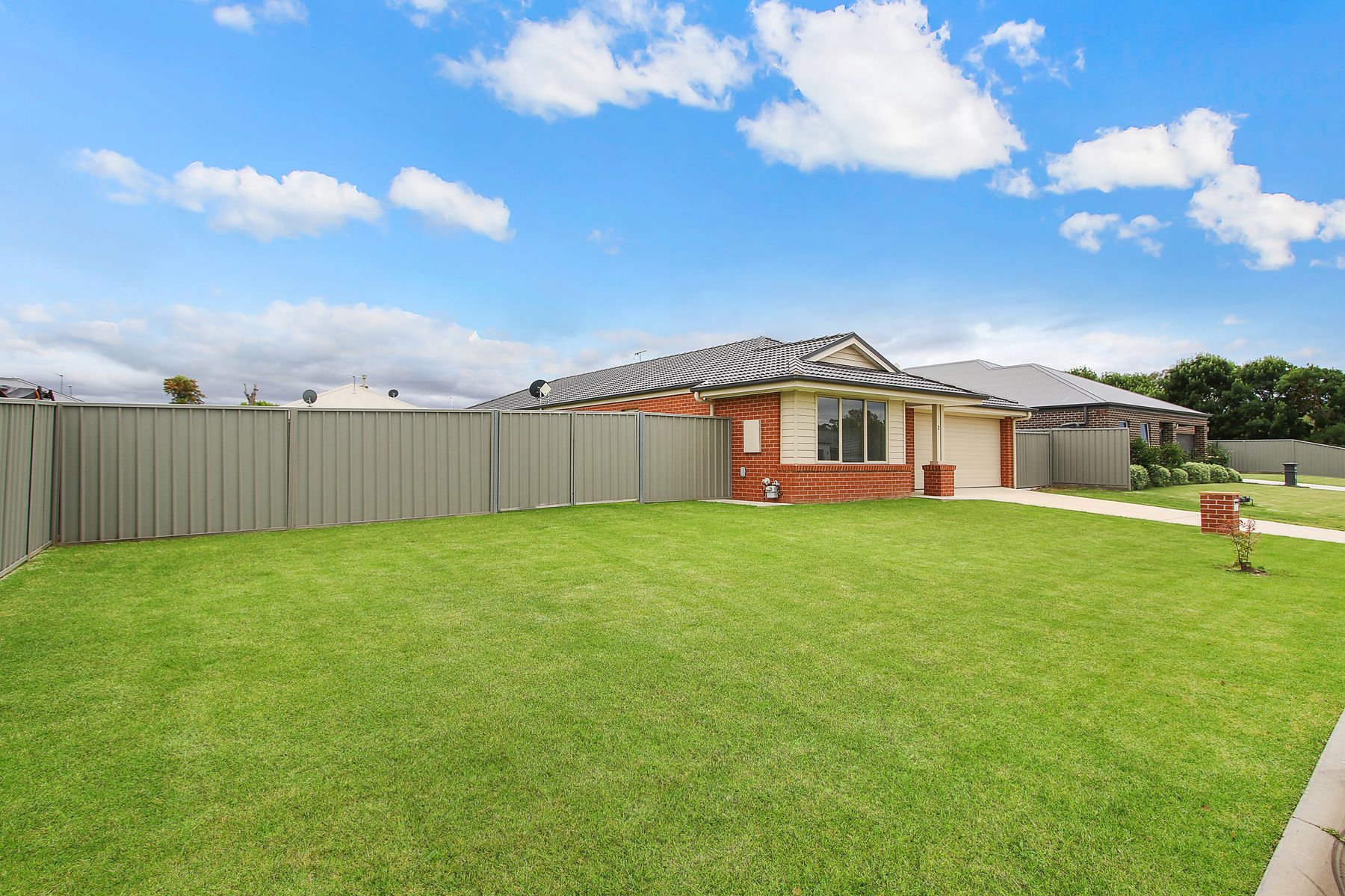 2 Sturt Place, Thurgoona, NSW 2640, Thurgoona - Thumbnail 3