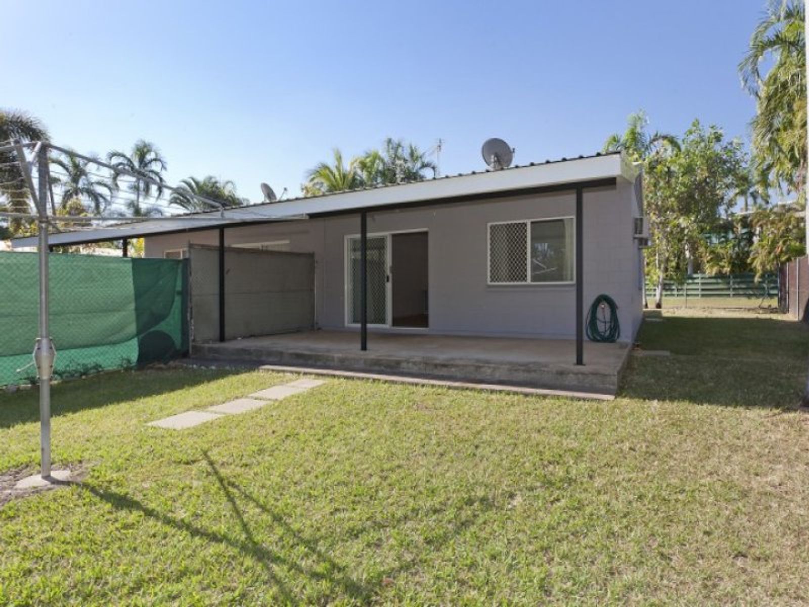1 and 2/19 Crawford Court, Moulden NT 0830, Moulden - Thumbnail 8