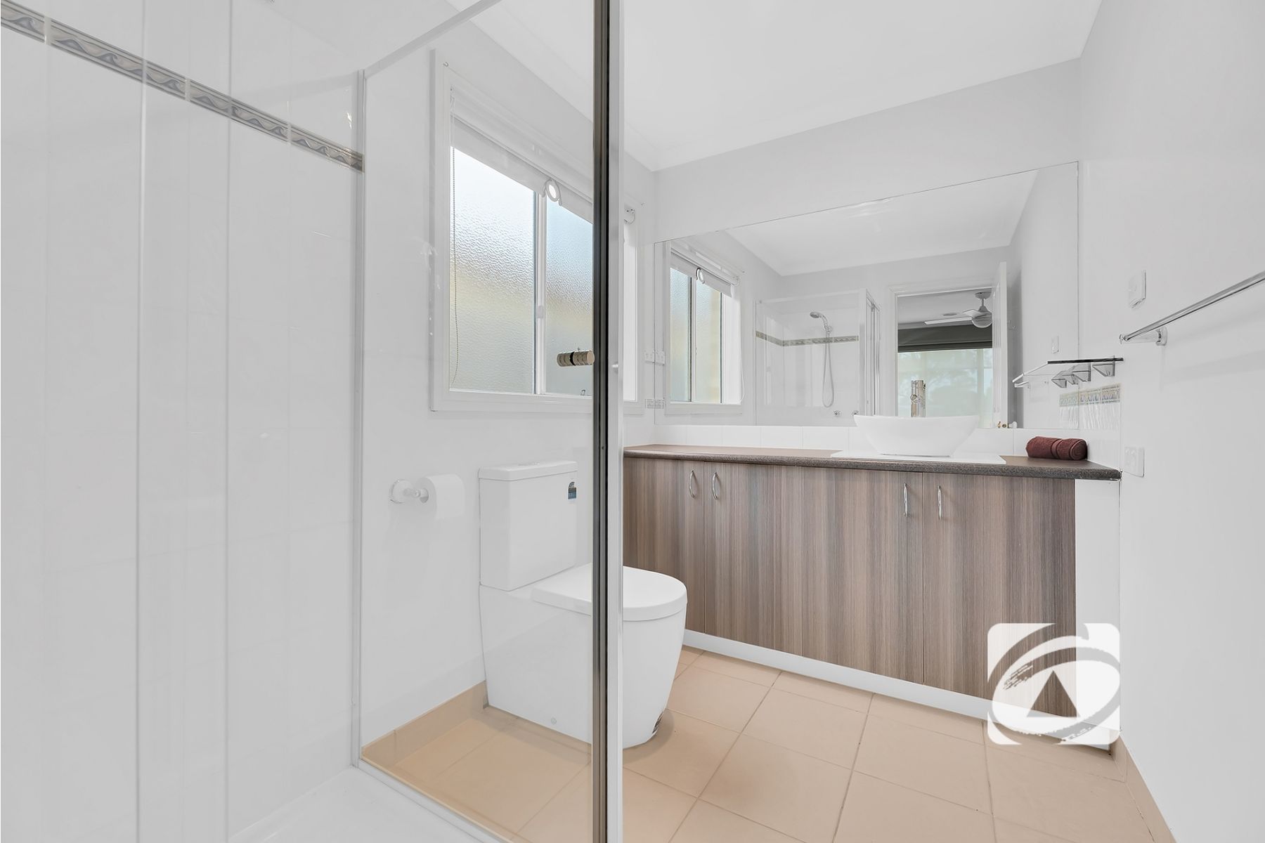 8 Wallingford Place, Narre Warren South VIC 3805, Narre Warren South - Thumbnail 8