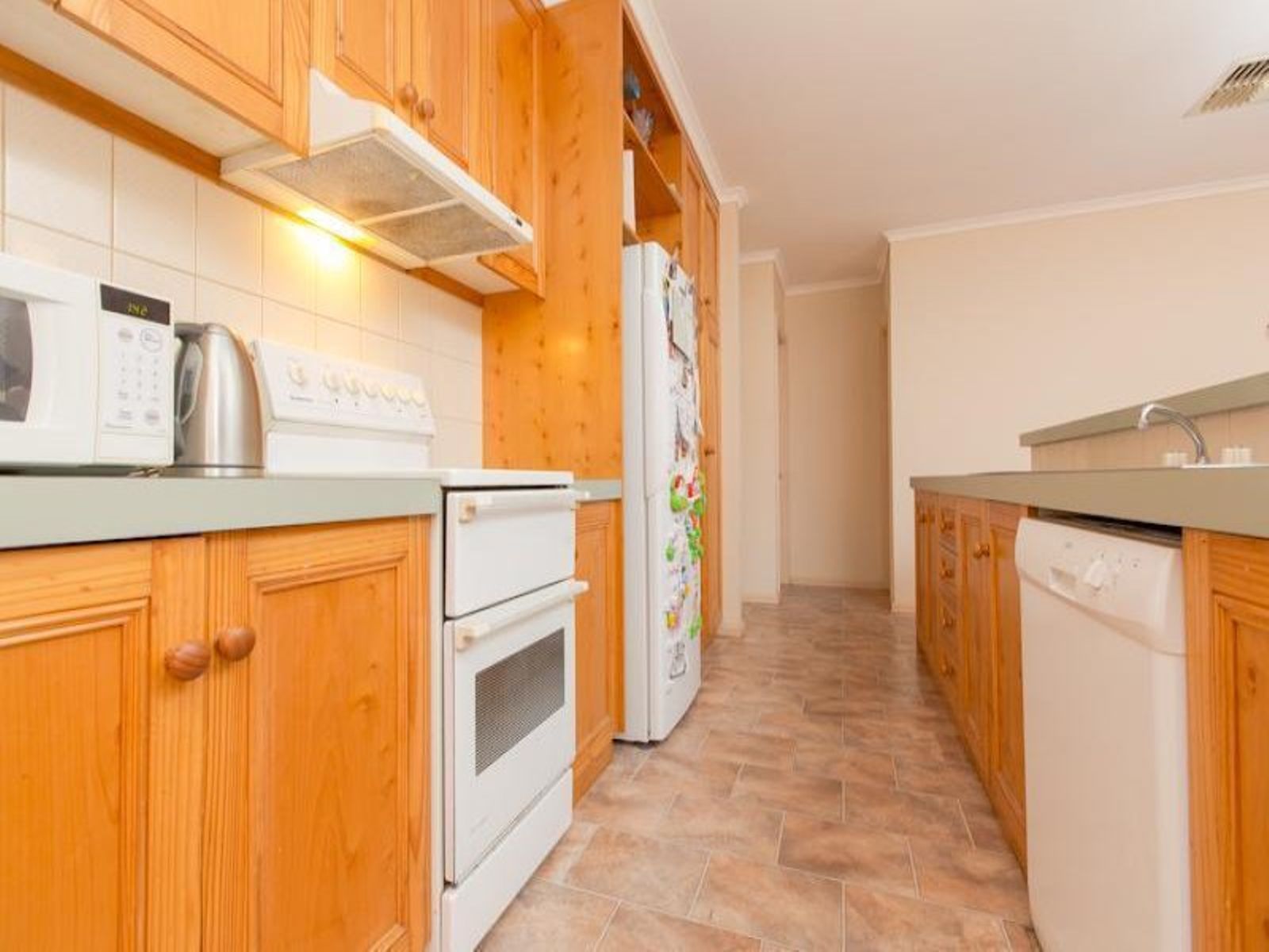 353 Eleventh Street, Mildura - Thumbnail 3