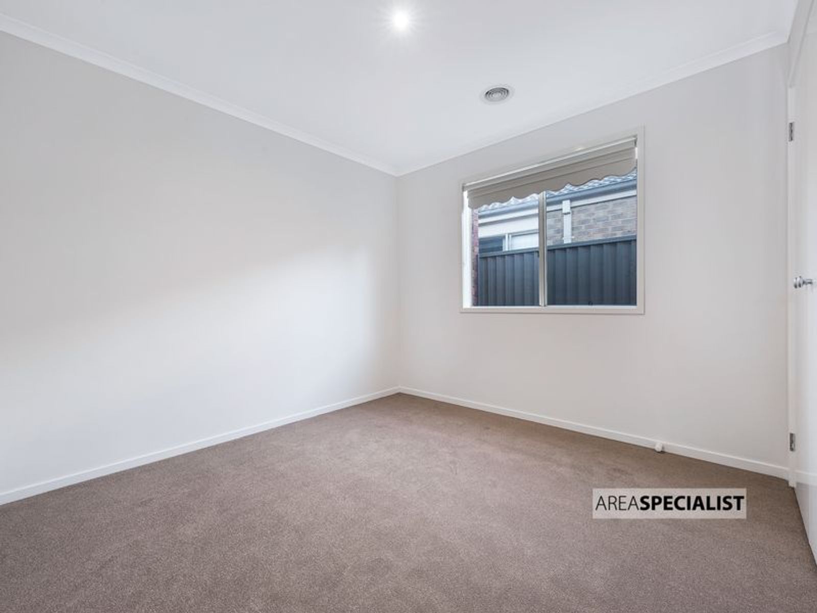 10 Mossman Drive, Cranbourne East, VIC 3977, Cranbourne East - Thumbnail 7