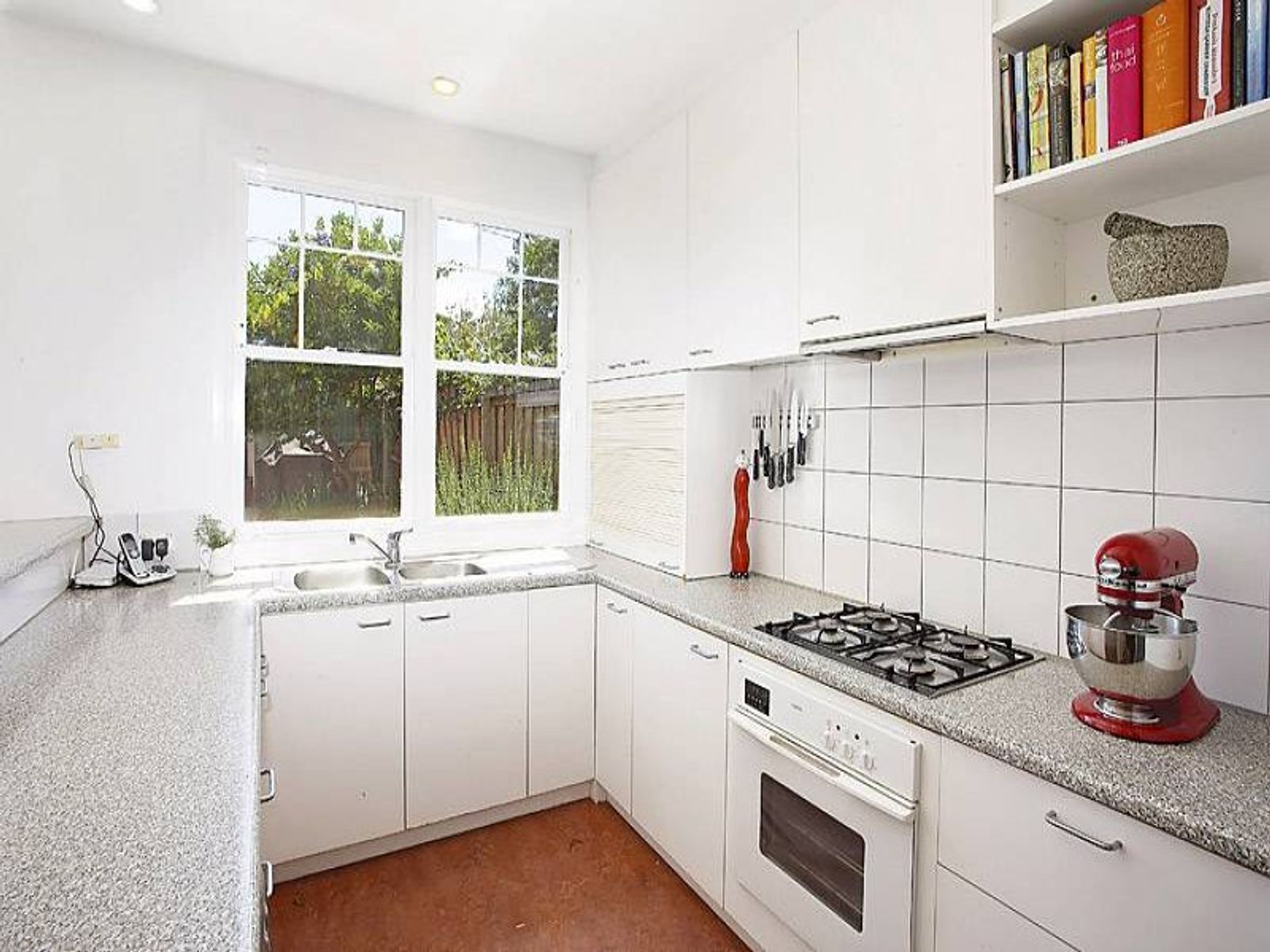 42 Ormond Street, Kensington - Thumbnail 3