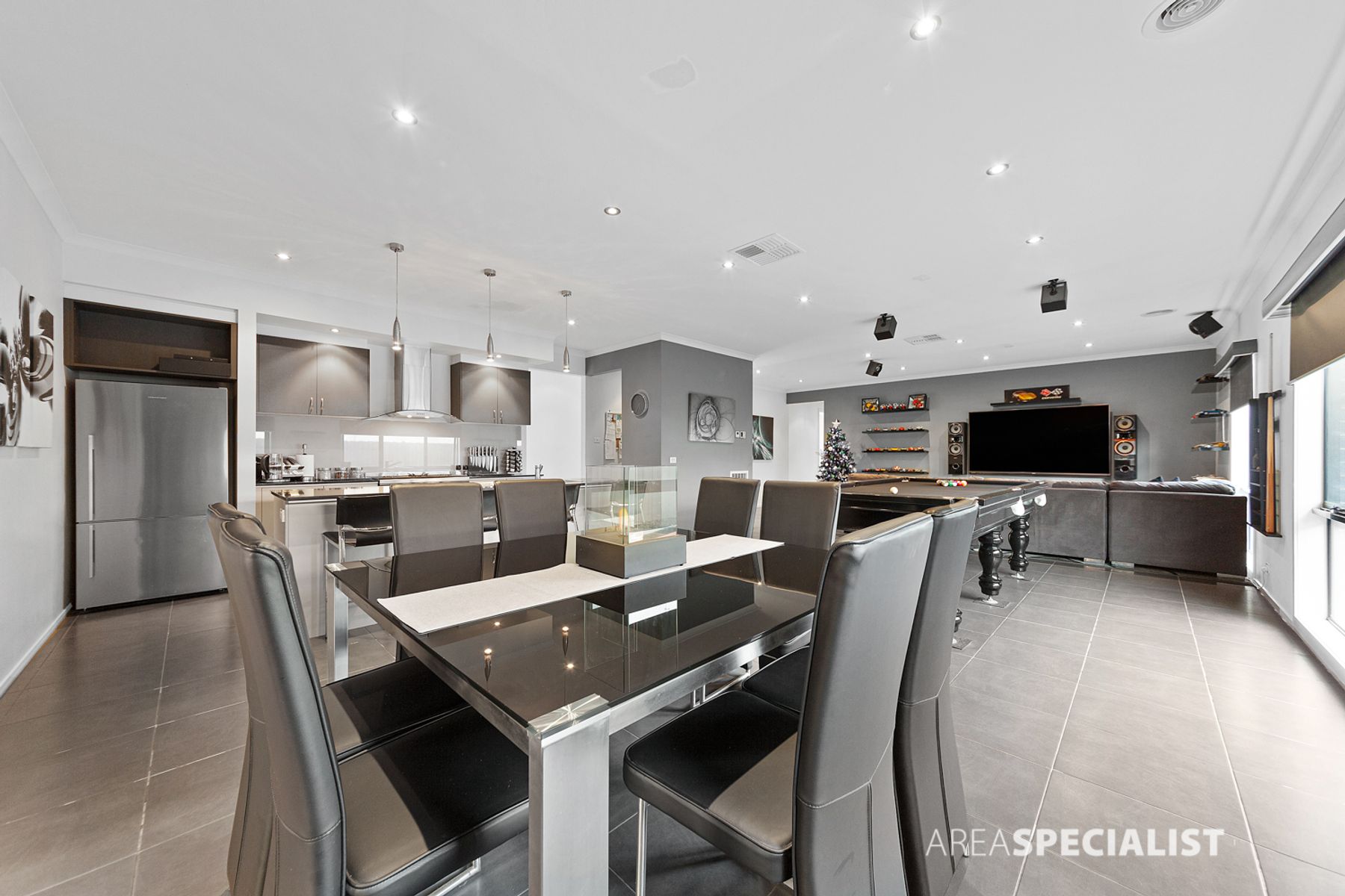114 Sandalwood Drive, Pakenham, VIC 3810, Pakenham - Thumbnail 8