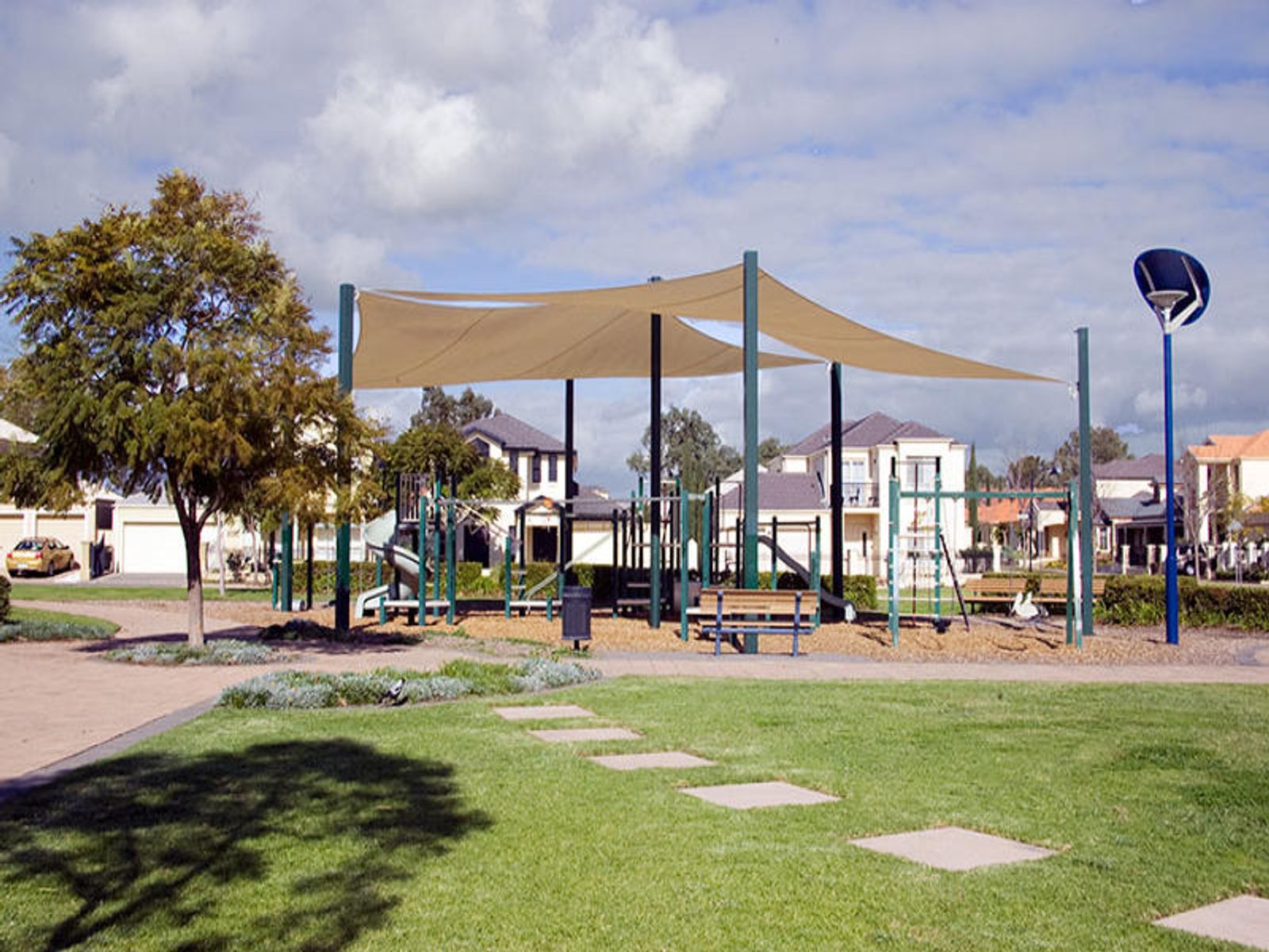 21 PARKDALE CRESCENT, Mawson Lakes, SA 5095, Mawson Lakes - Thumbnail 6