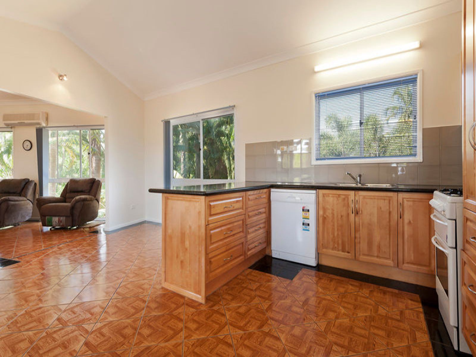 1 Regulus Court, Woodroffe NT 0830, Woodroffe - Thumbnail 5