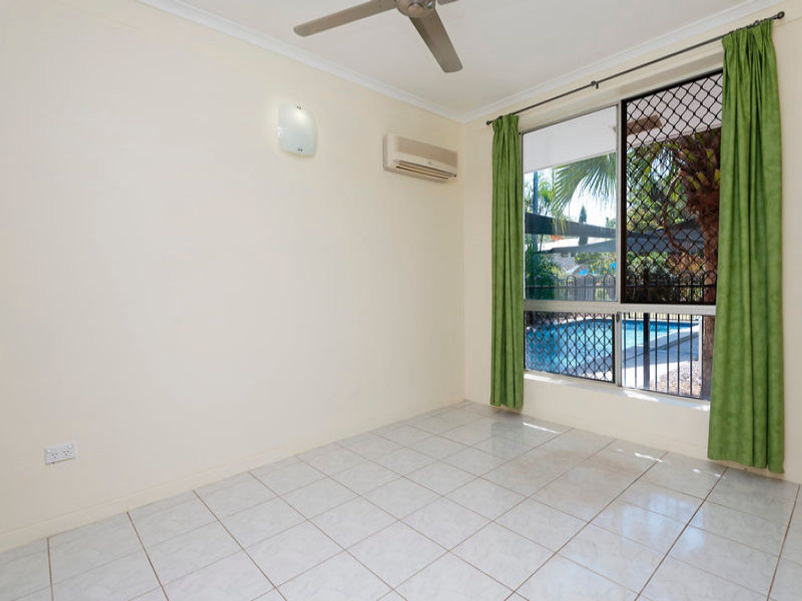 27 Applegum Drive, Karama NT 0812, Karama - Thumbnail 3