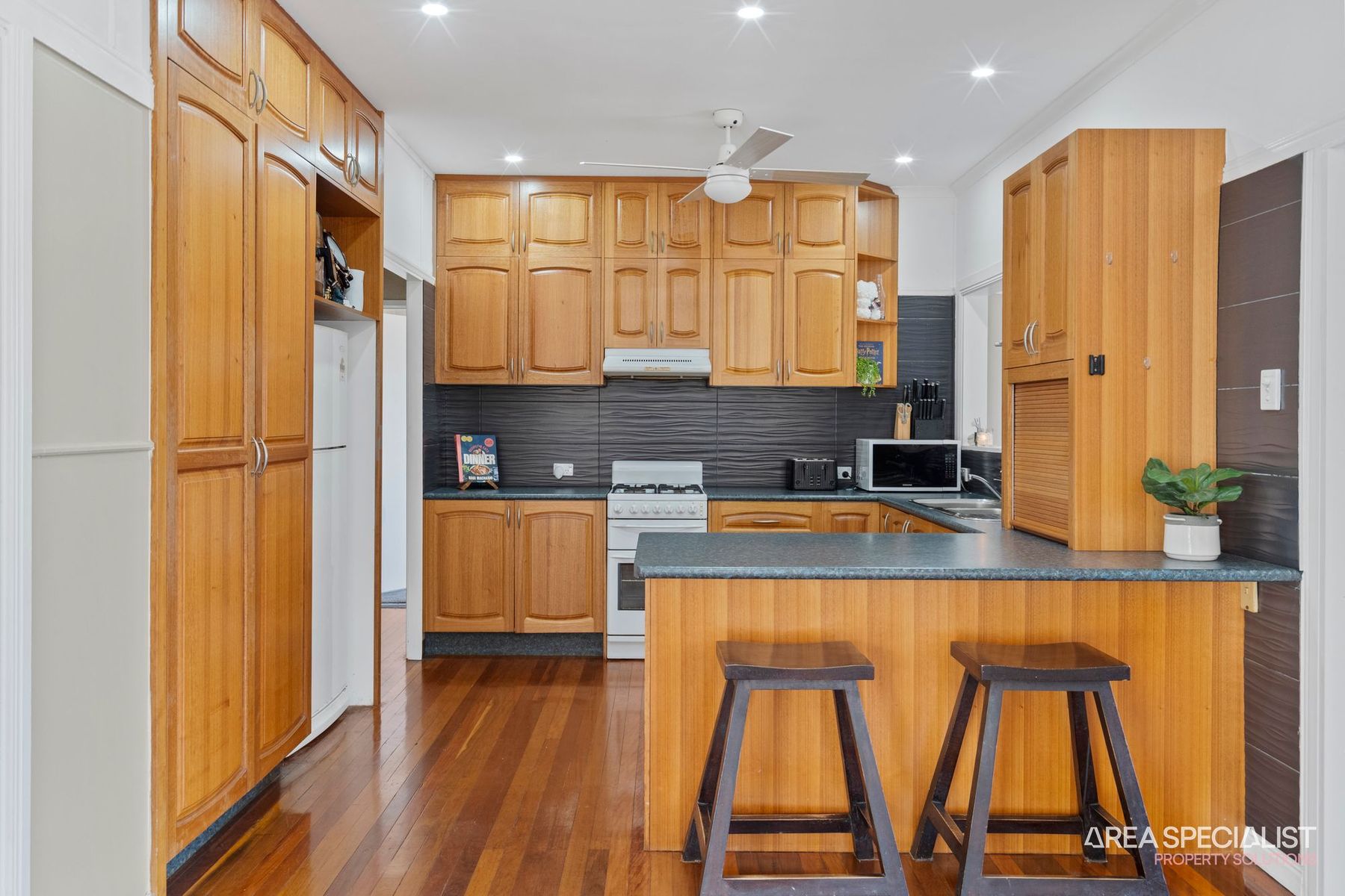 1828 Stapylton Jacobs Well Road, Jacobs Well, QLD 4208, Jacobs Well - Thumbnail 4