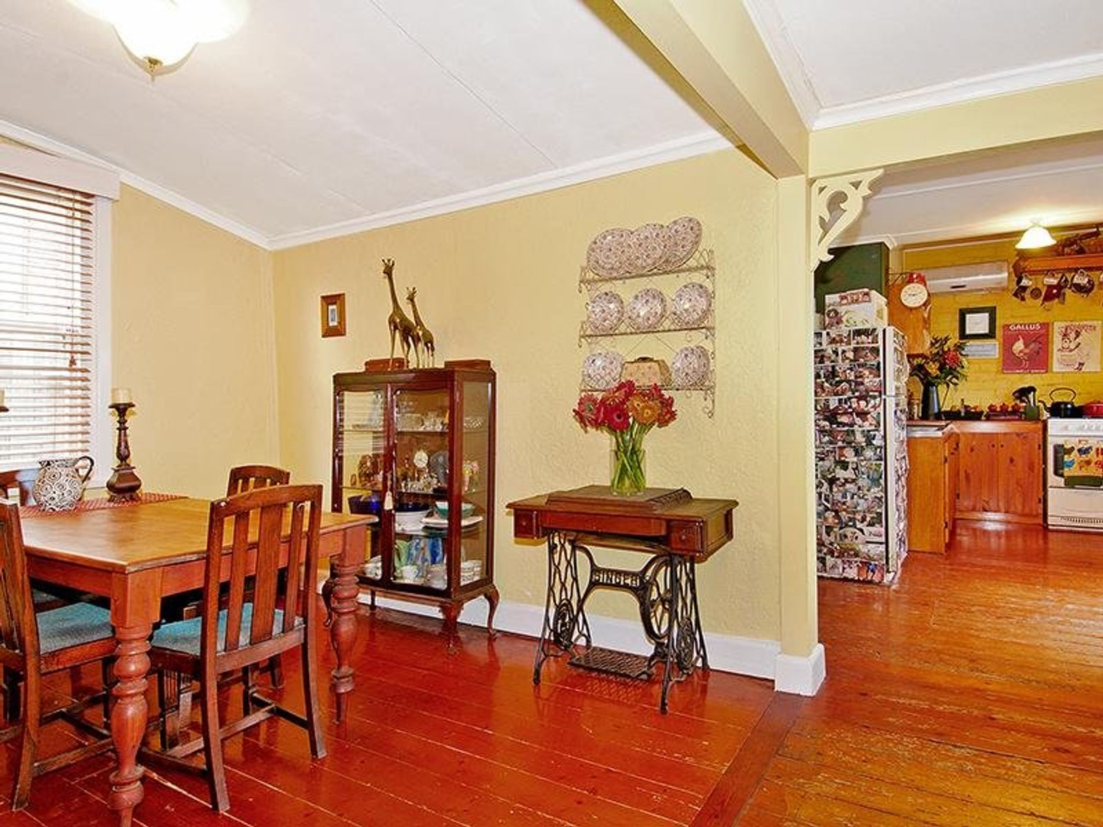 17 Westbourne Road, Kensington - Thumbnail 3