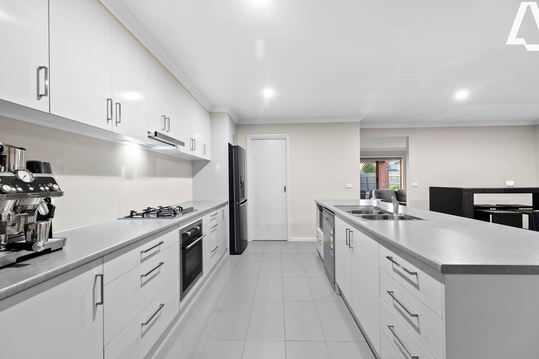 11 Stockhaven Circuit, Langwarrin, VIC 3910, Langwarrin - Thumbnail 6